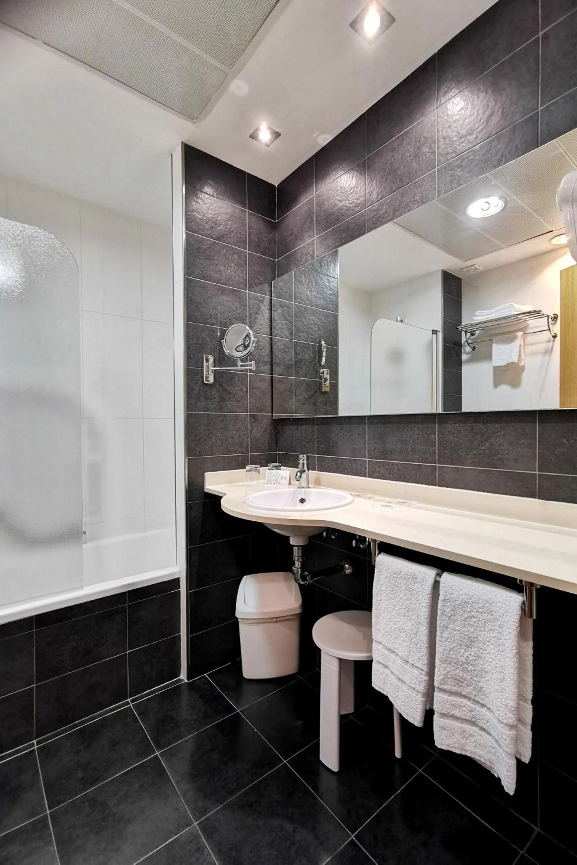 Bathroom in Hotel Acuazul