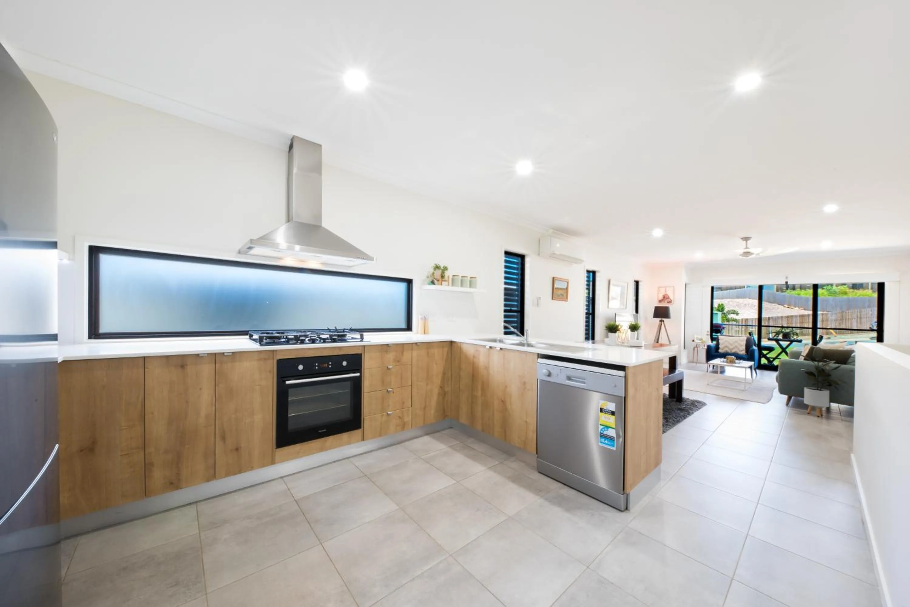Whitsunday Whisper Terrace - Townhouse Pets Airlie
