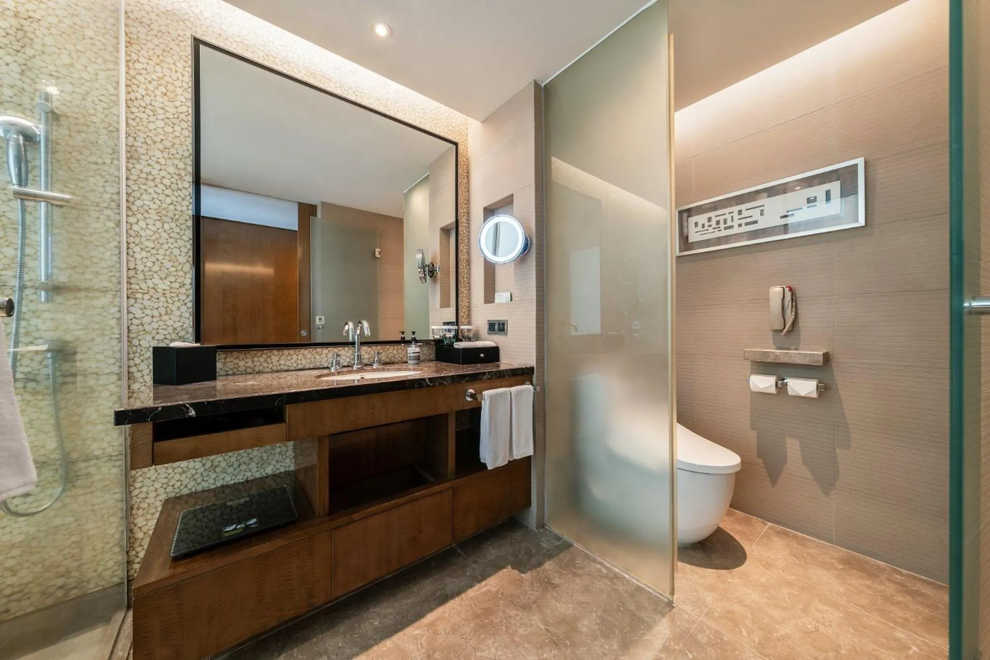 Toilet in Juntai Hotel Xiamen