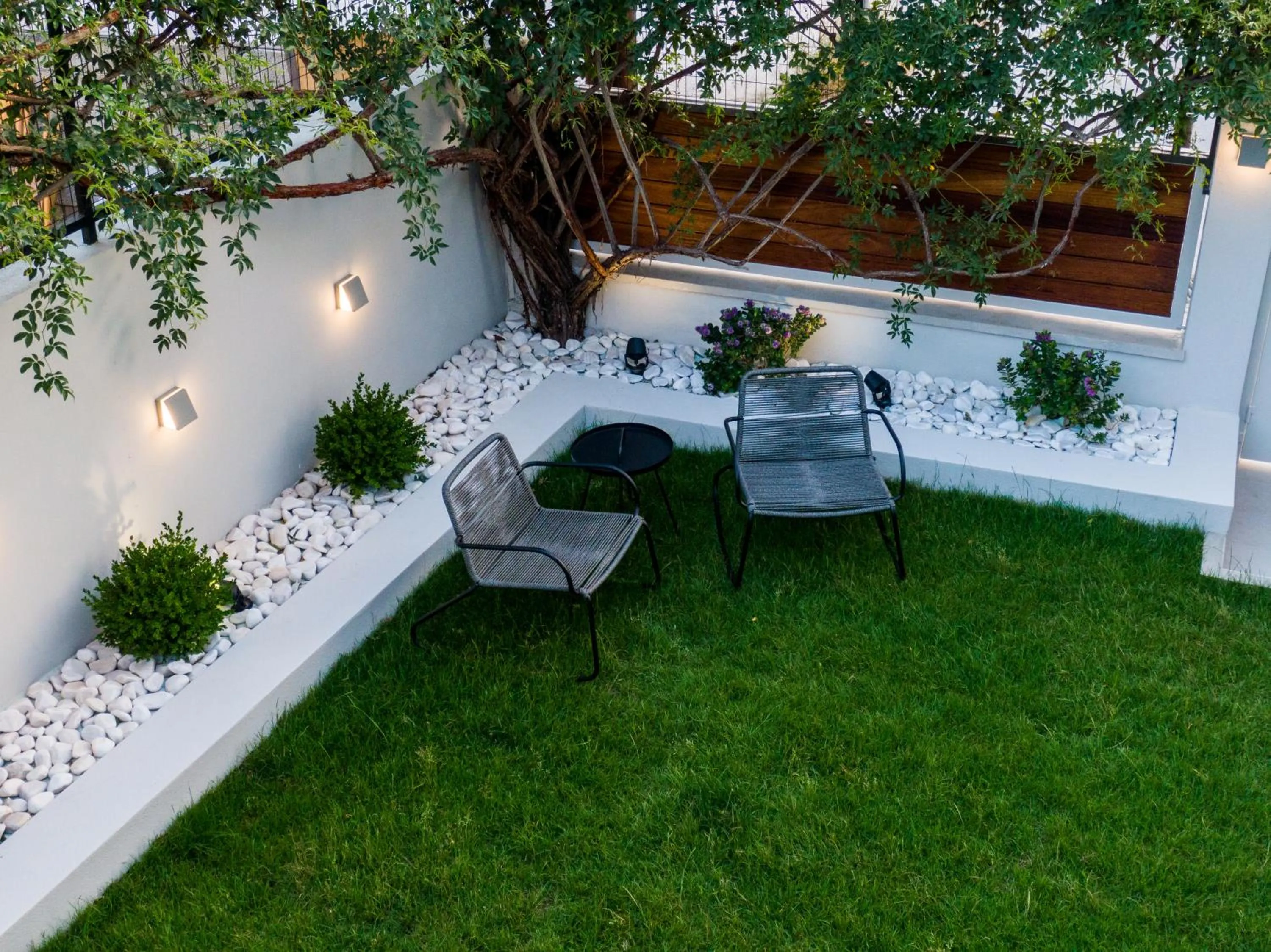 Garden in Iris Skiathos