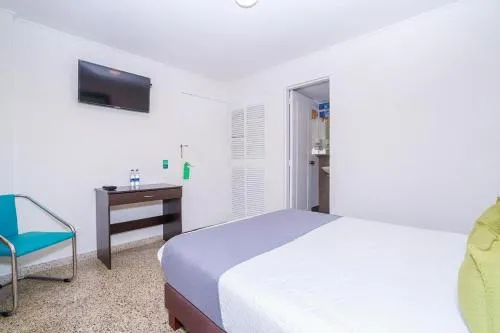 HOTEL OASIS