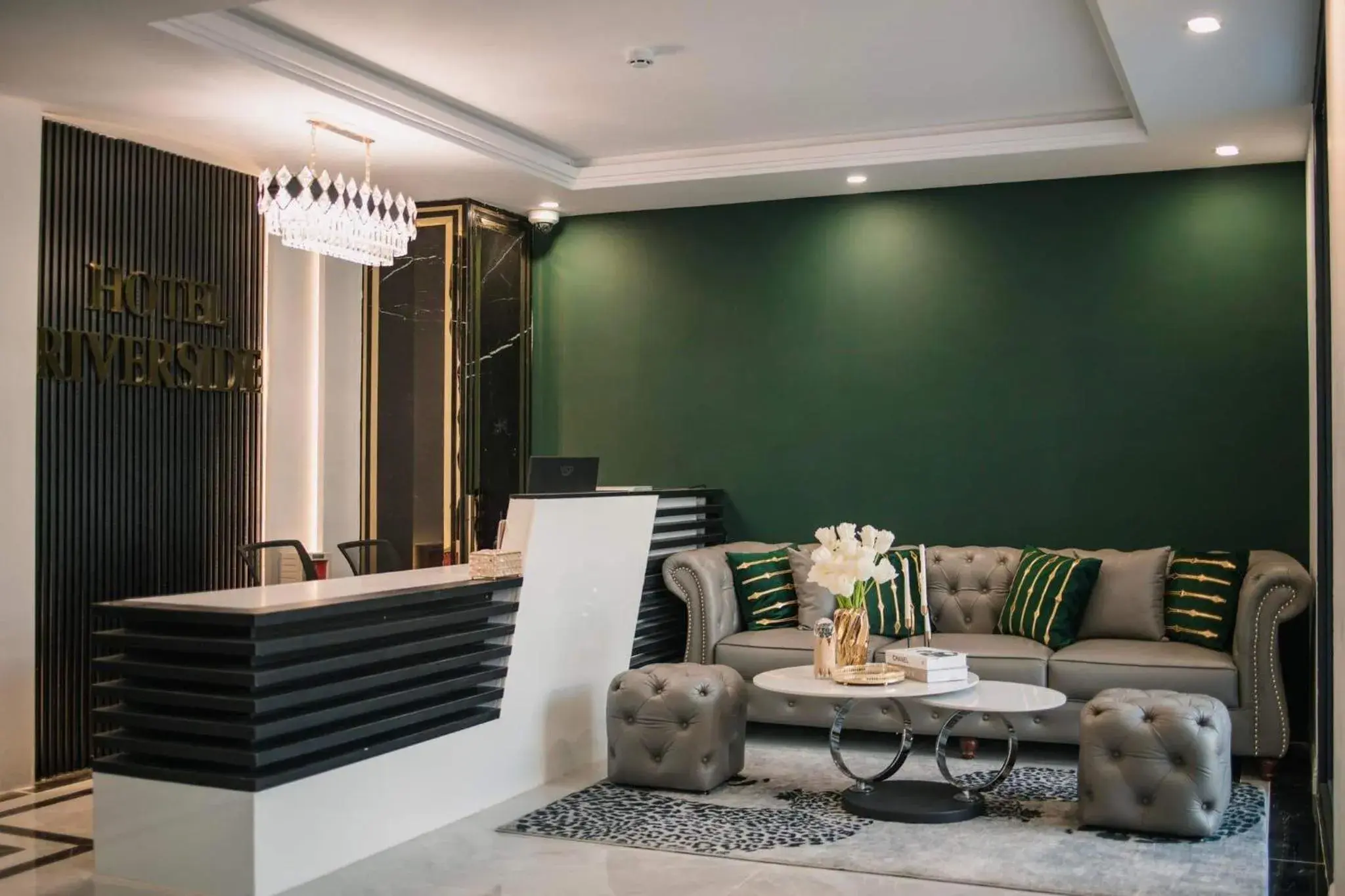 Living room in Riverside 1 Hotel Living room in Riverside 1 Hotel