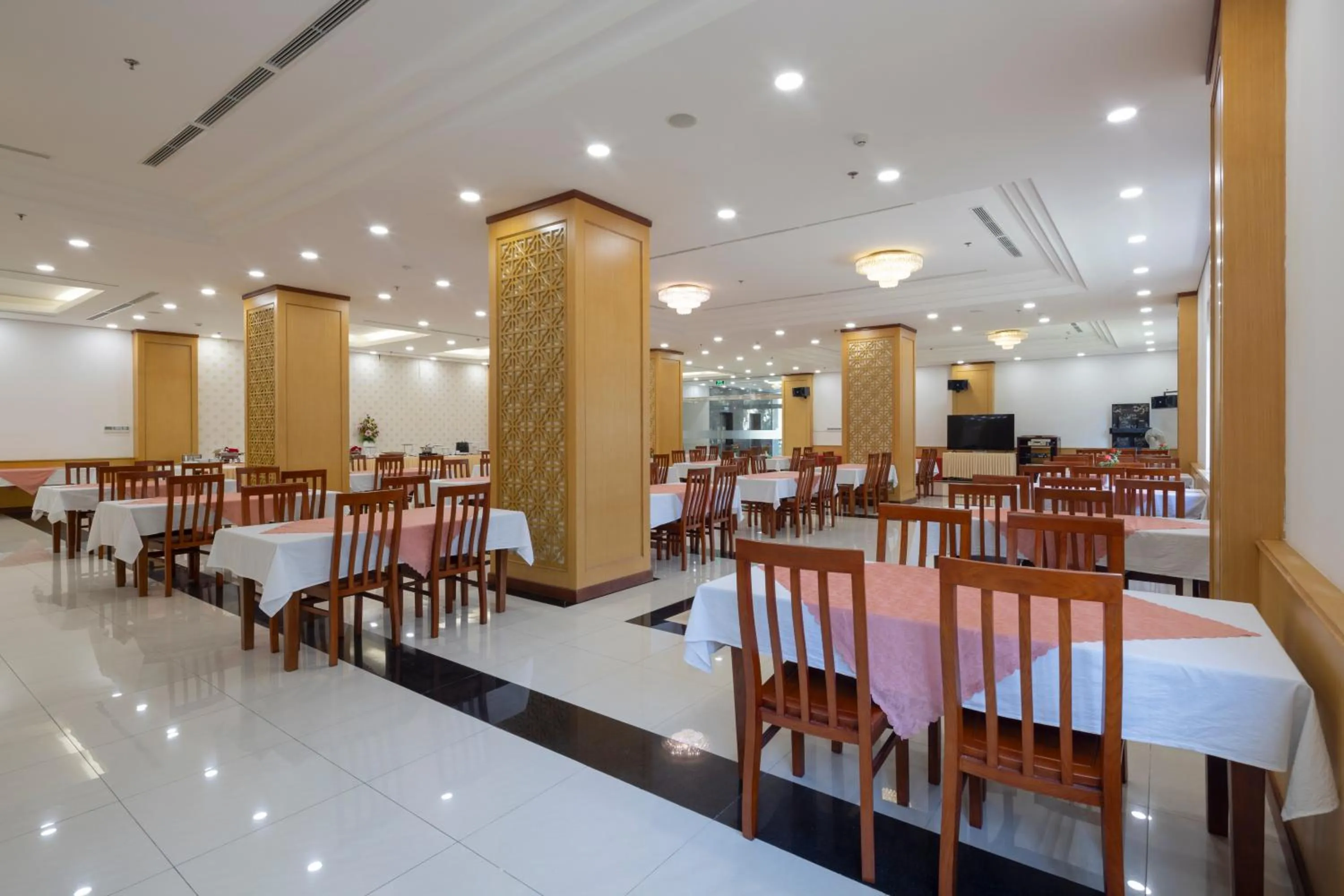 Restaurant/places to eat in T78 Nha Trang Hotel