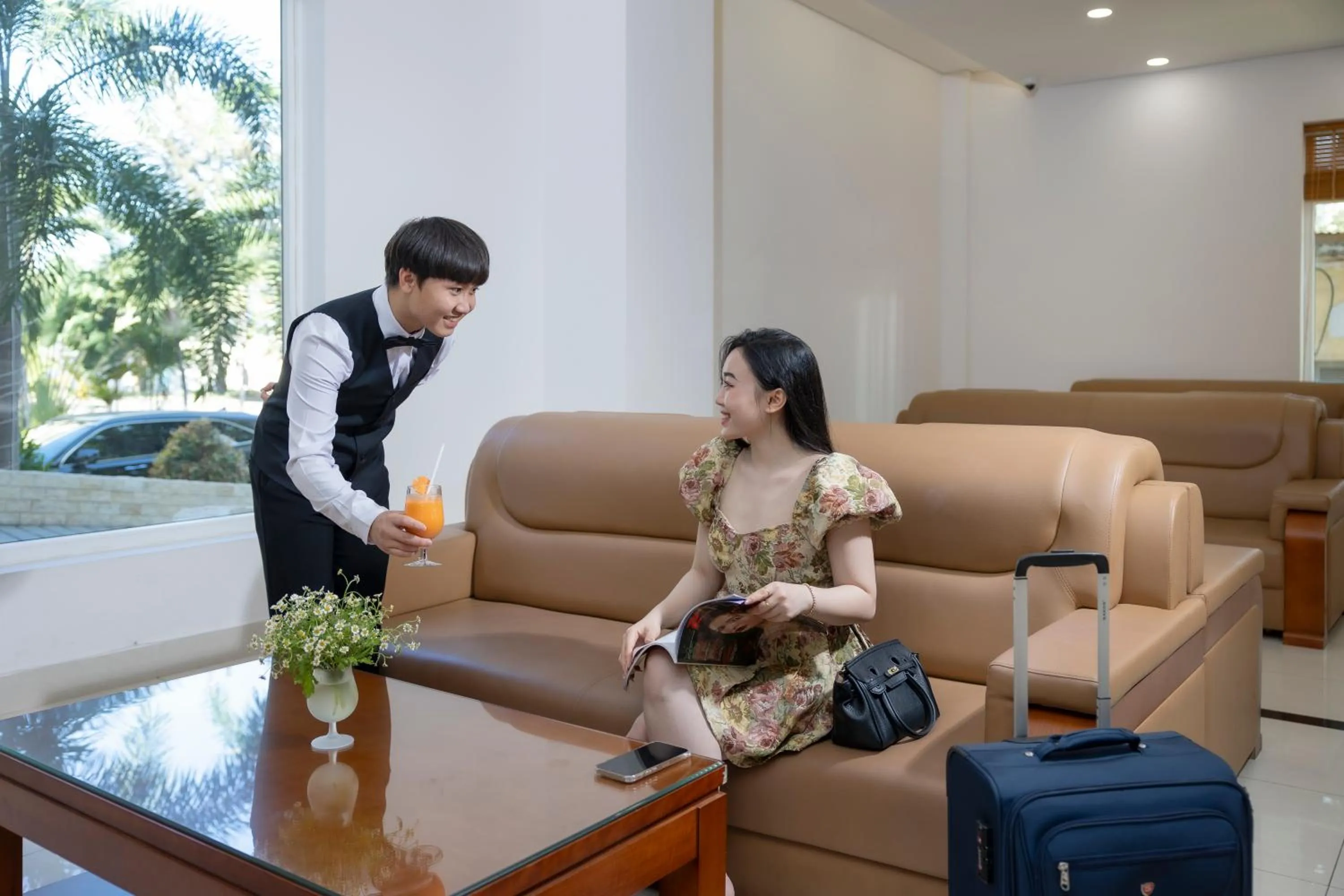 Communal lounge/ TV room in T78 Nha Trang Hotel