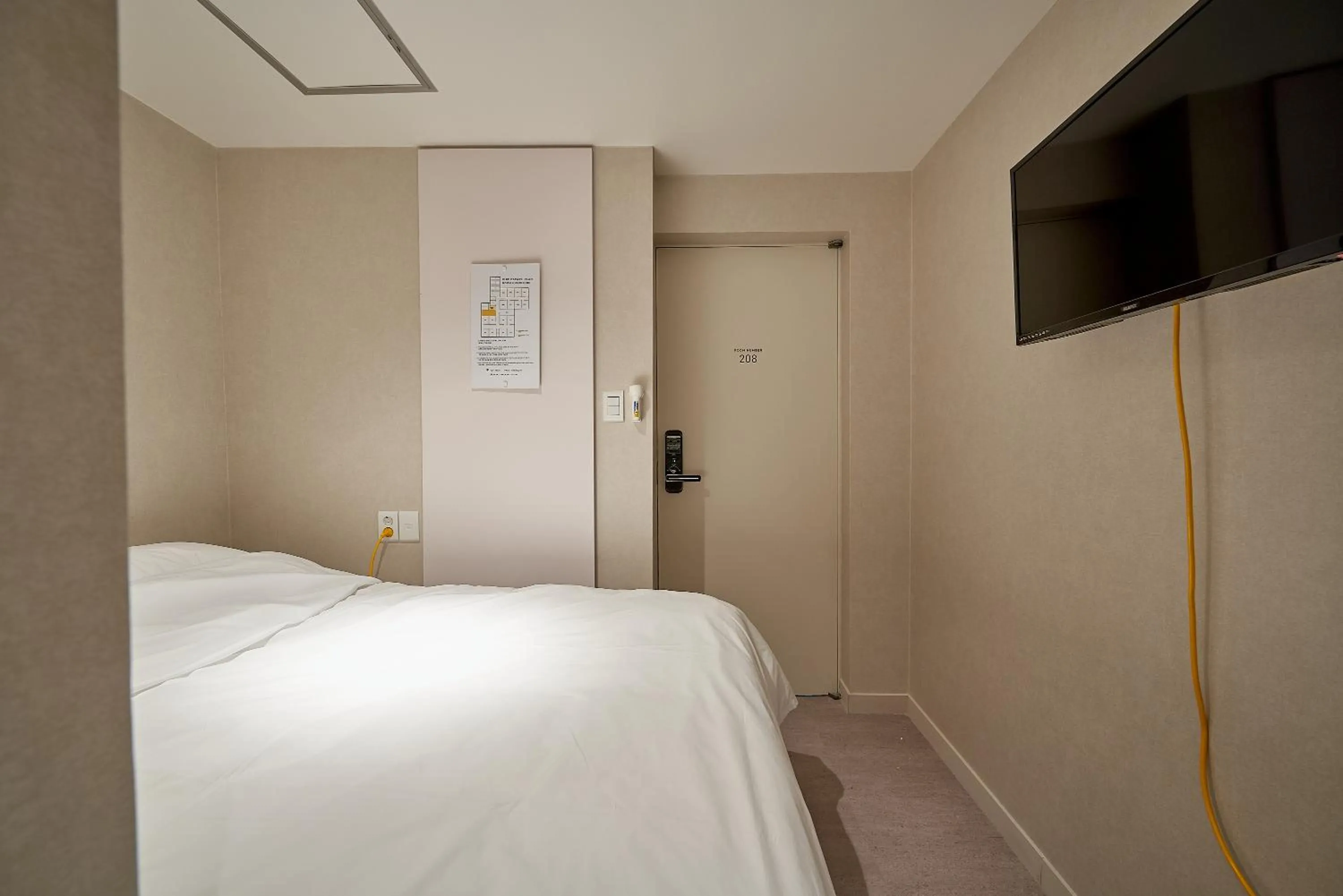 Bed in Life in Euljiro