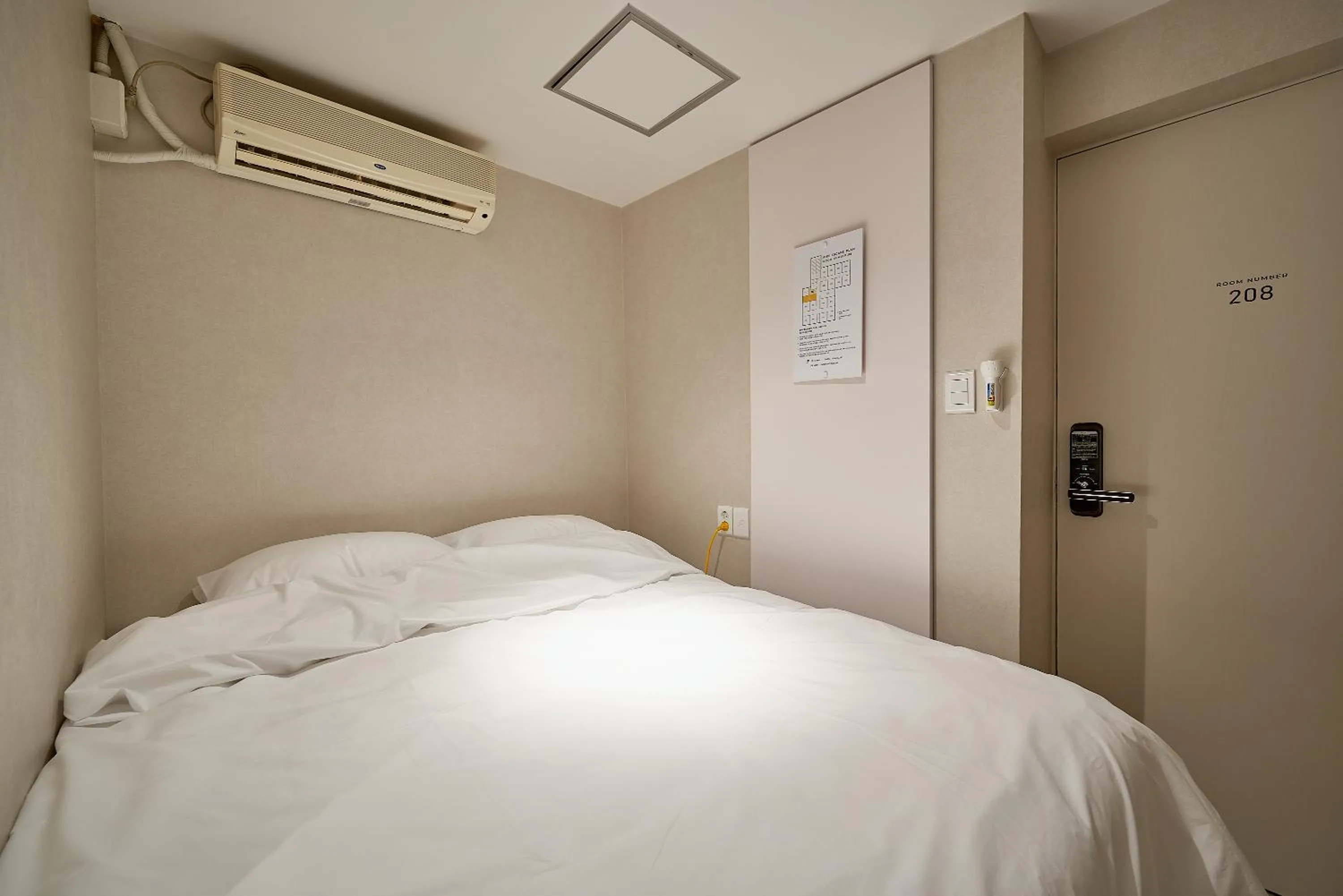 Bed in Life in Euljiro