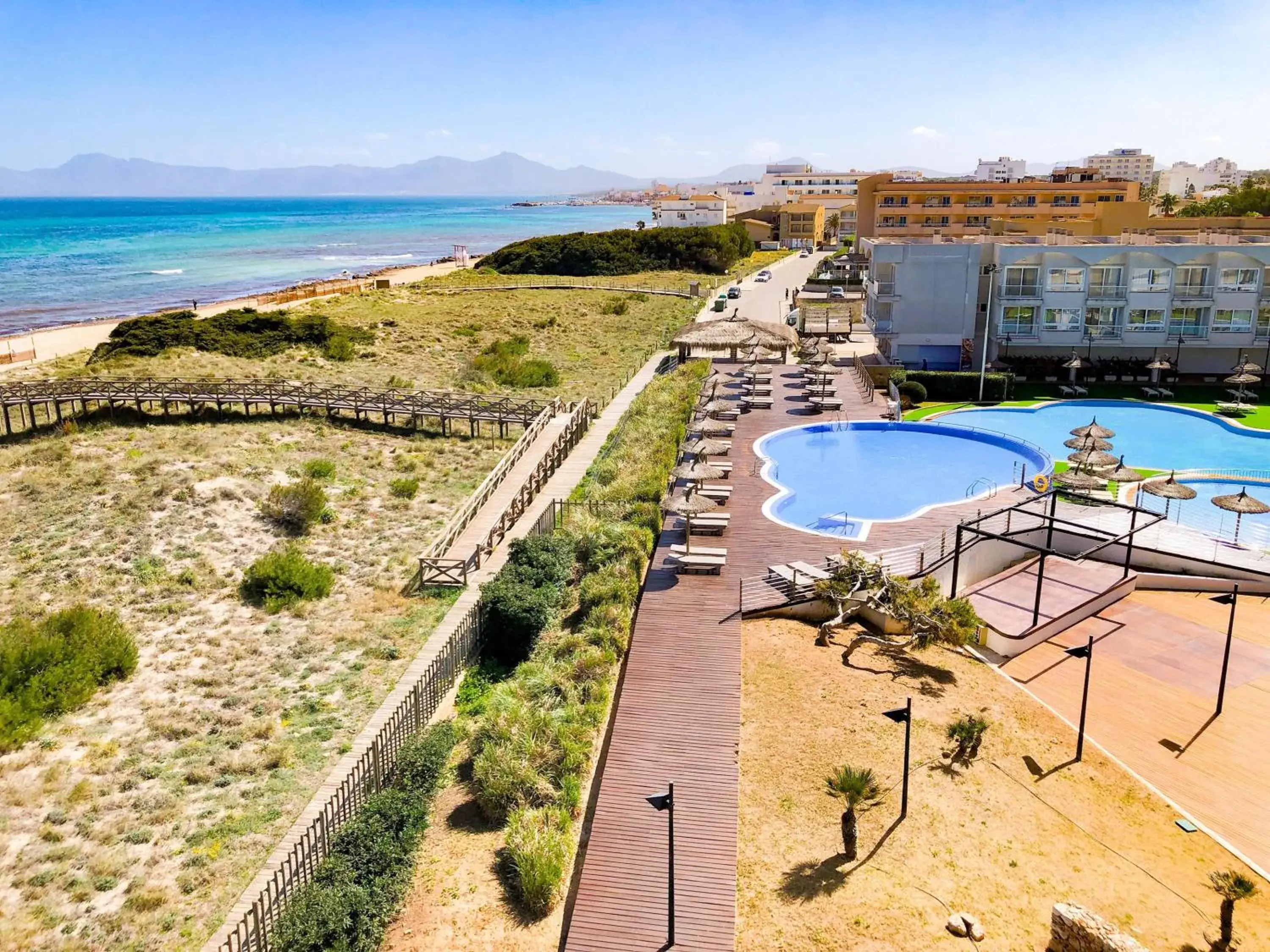 Swimming pool in Eix Platja Daurada Hotel & SPA Swimming pool in Eix Platja Daurada Hotel & SPA