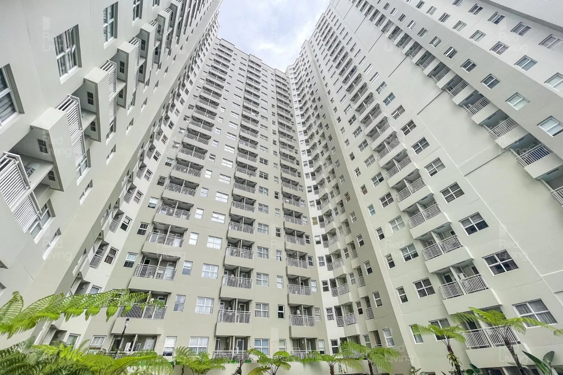 Property building in RedLiving Apartemen Parahyangan Residence - Anton Rooms