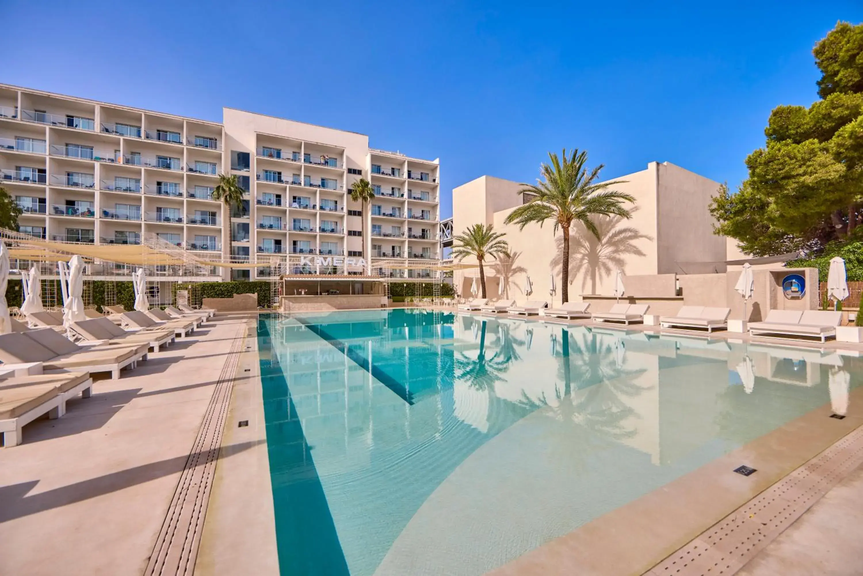 Facade/entrance in Hotel Astoria Playa Adults Only 4* Sup Facade/entrance in Hotel Astoria Playa Adults Only 4* Sup