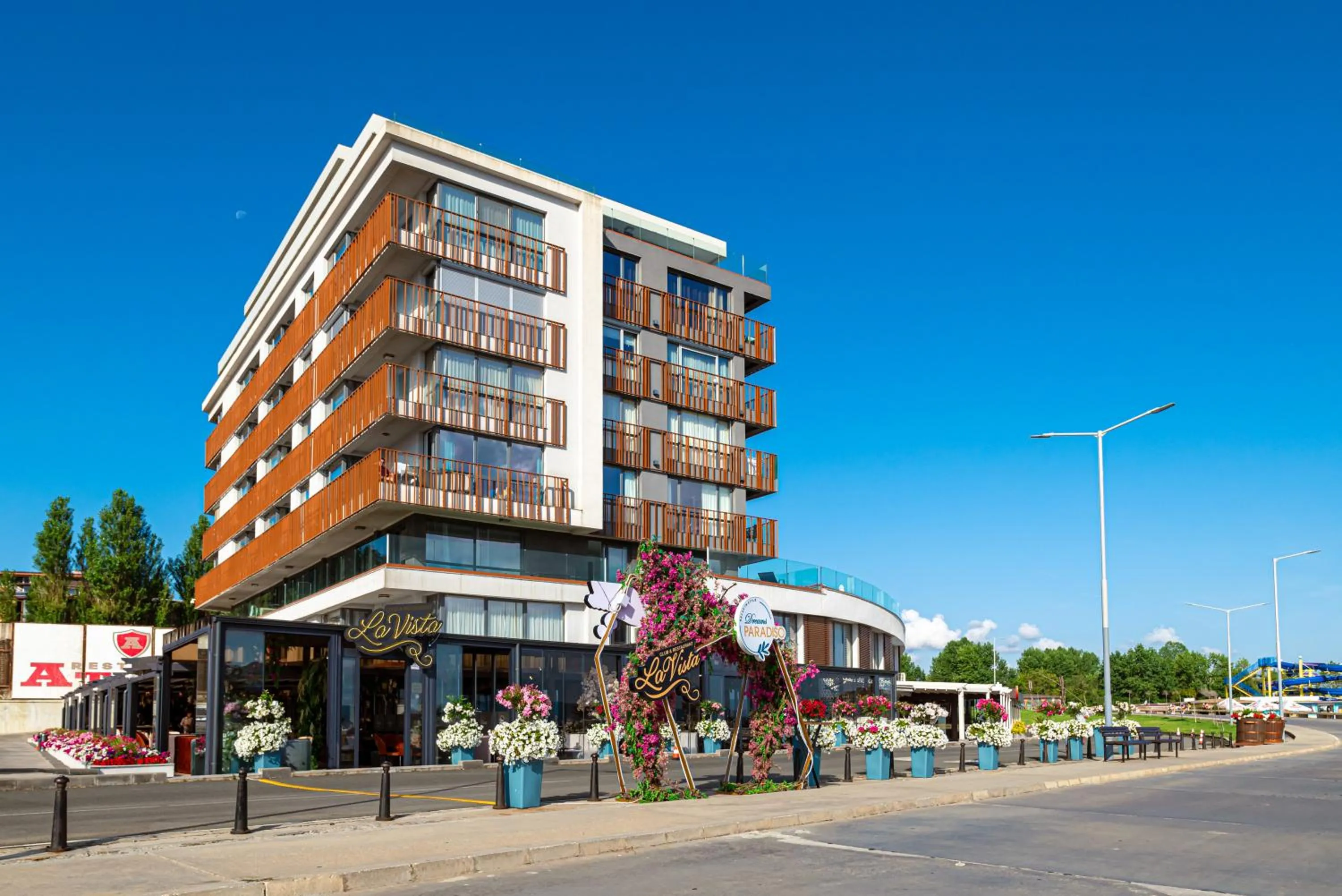 Restaurant/places to eat in Paradiso Dreams Hotel