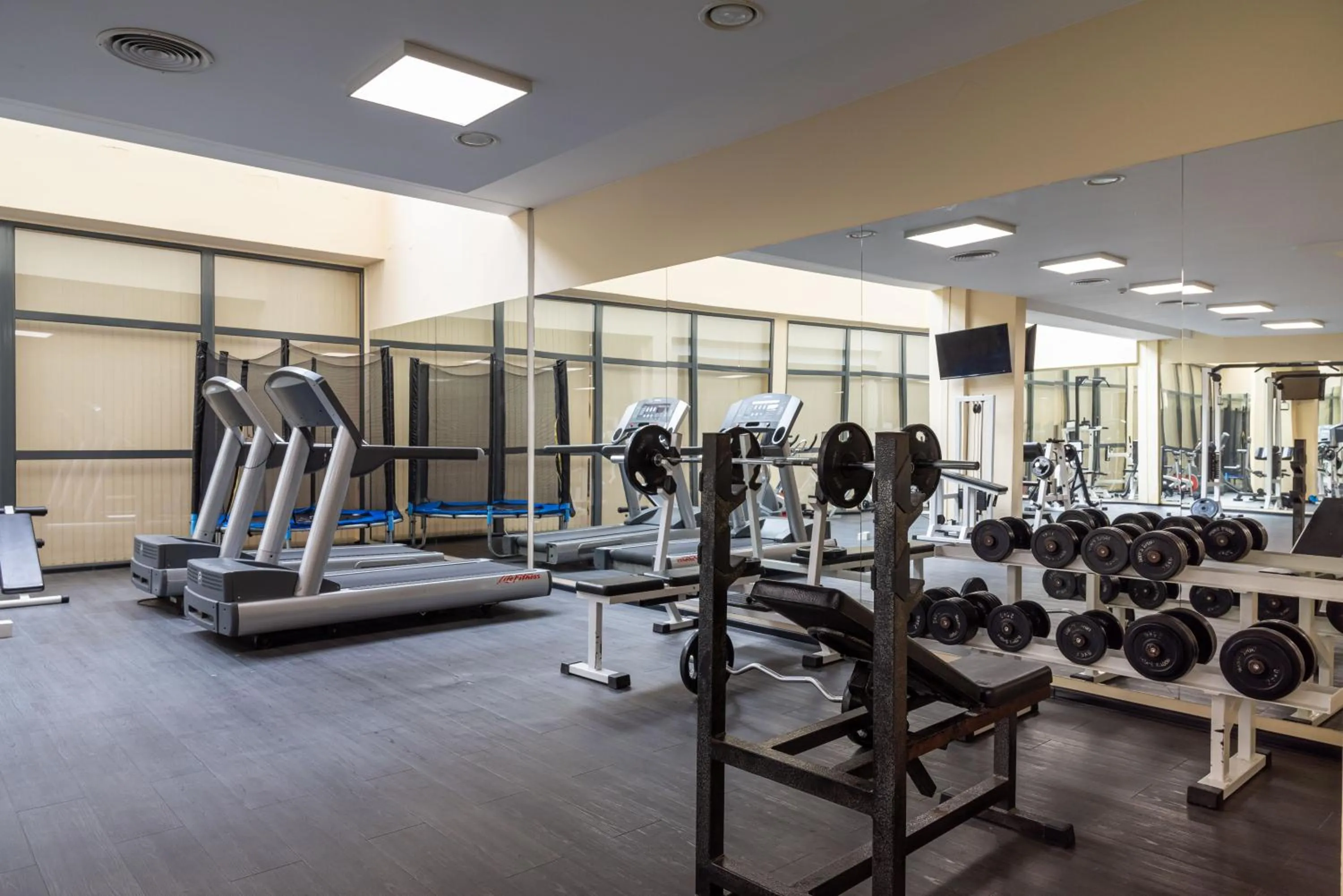 Fitness centre/facilities in Paradiso Dreams Hotel