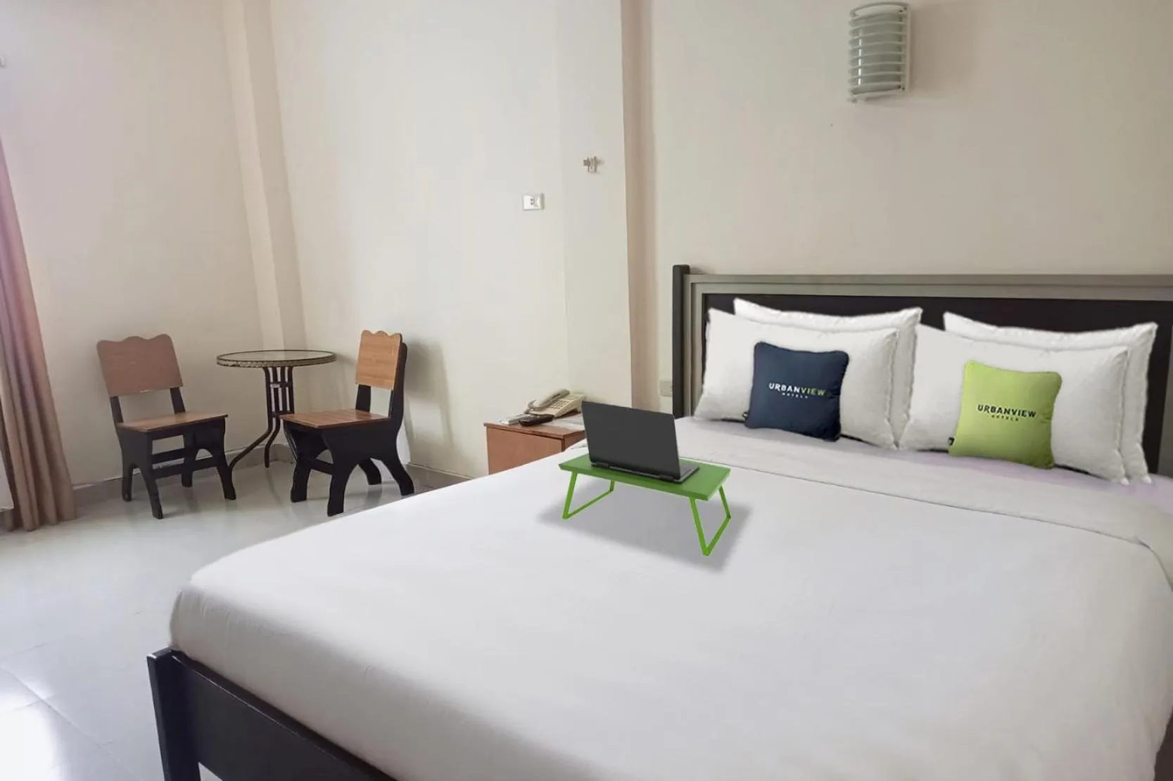 Bedroom, Bed in Urbanview Hotel Yasminstar Muntok by RedDoorz