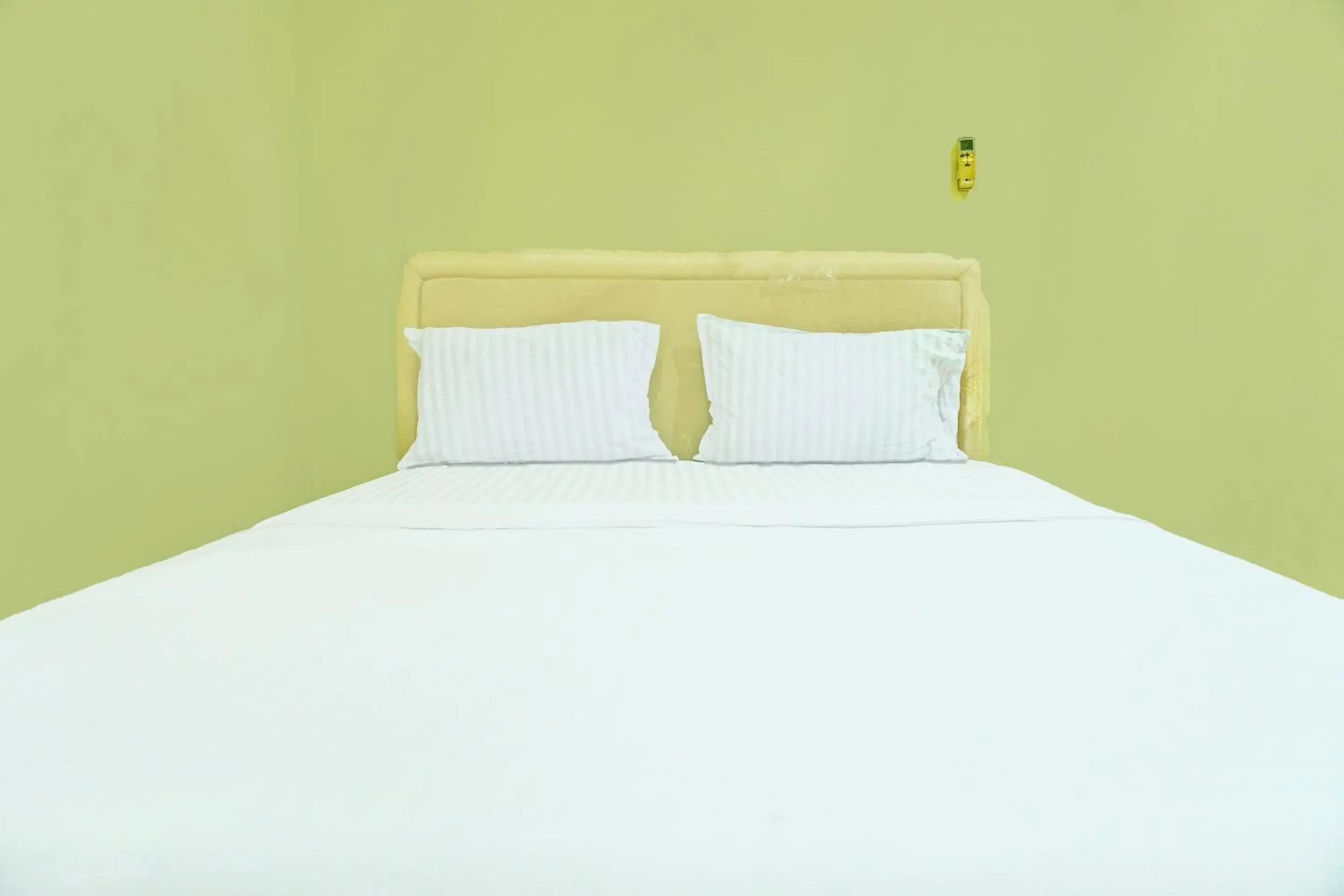 Bedroom, Bed in Capital O 92316 Wisma Widya Loka Pratama Near Futsal Tebing Gading Bedroom, Bed in Capital O 92316 Wisma Widya Loka Pratama Near Futsal Tebing Gading