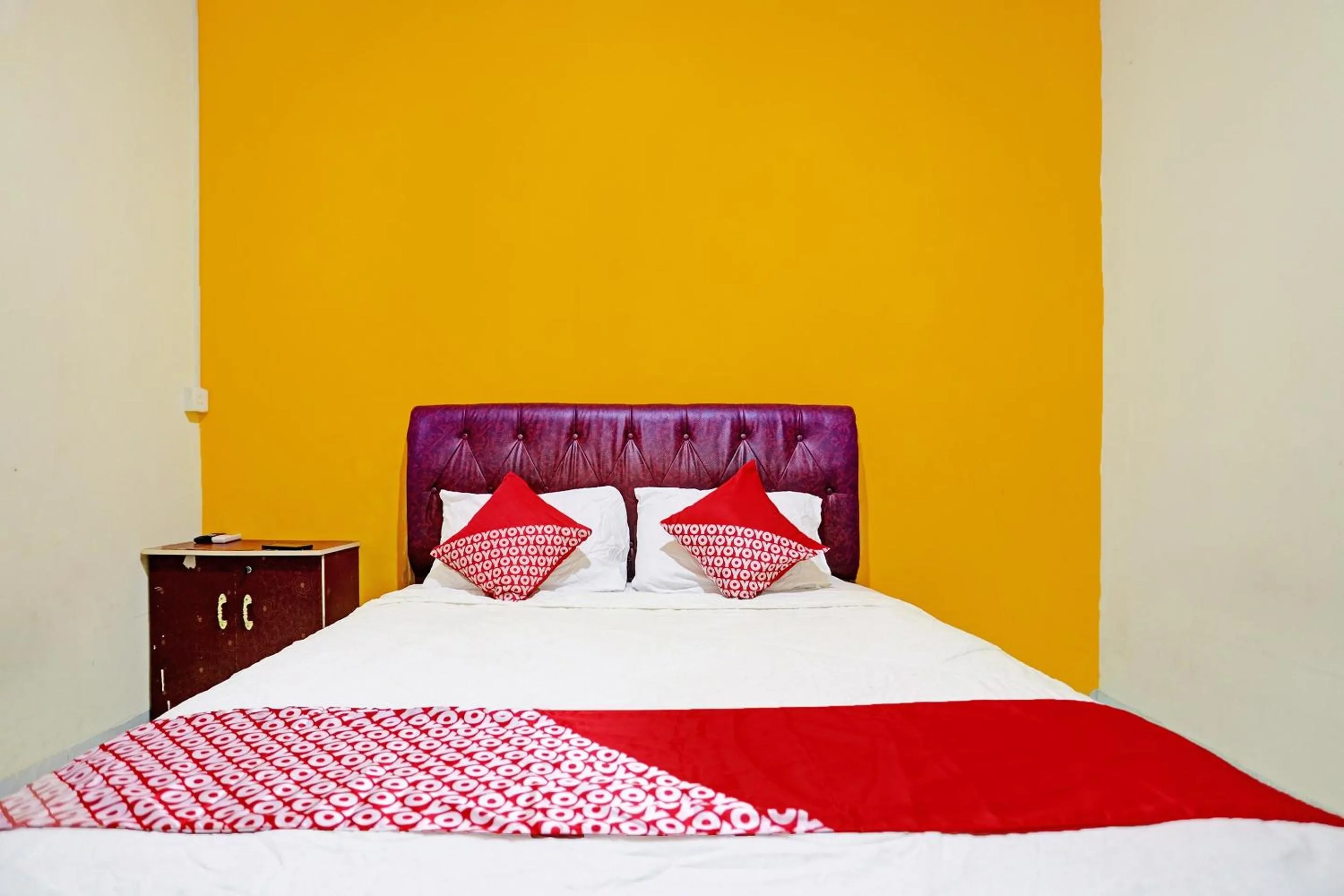 Bedroom, Bed in Hotel O Hasan House SyariahNearPelabuhan Feri Harbor Bay