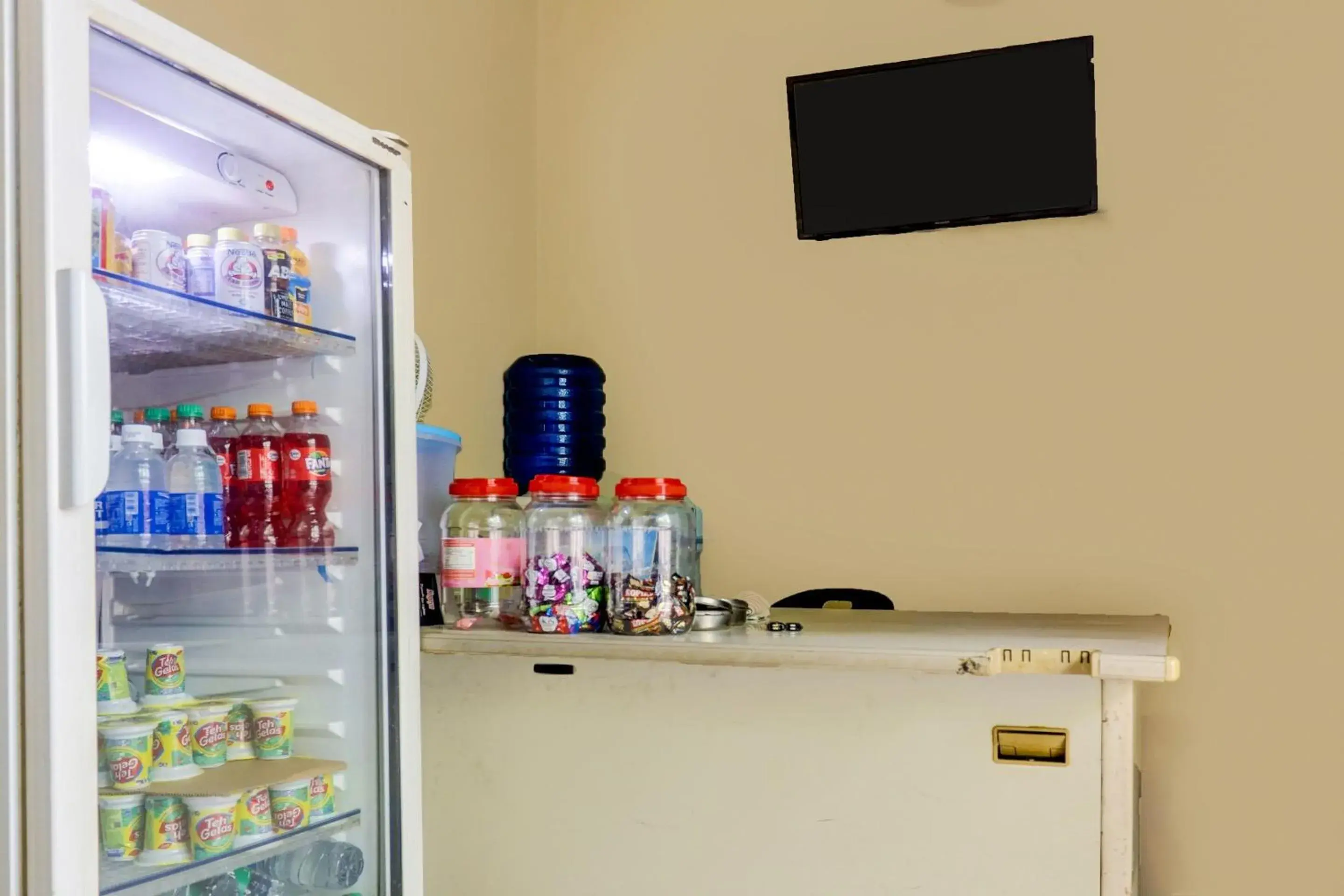 Lobby or reception in Hotel O Hasan House SyariahNearPelabuhan Feri Harbor Bay Lobby or reception in Hotel O Hasan House SyariahNearPelabuhan Feri Harbor Bay