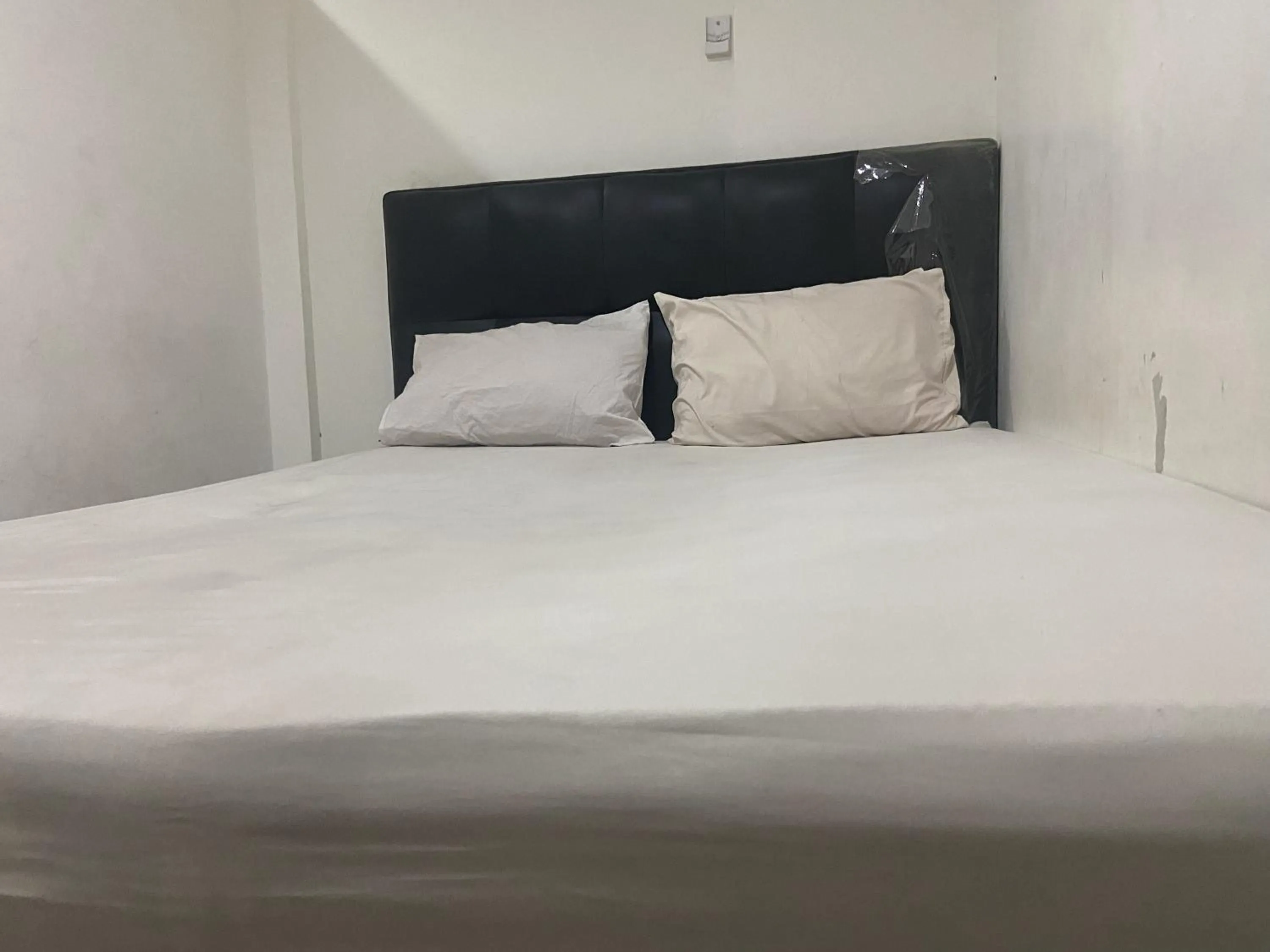 Bedroom, Bed in Hotel O Penginapan Fajar Syariah