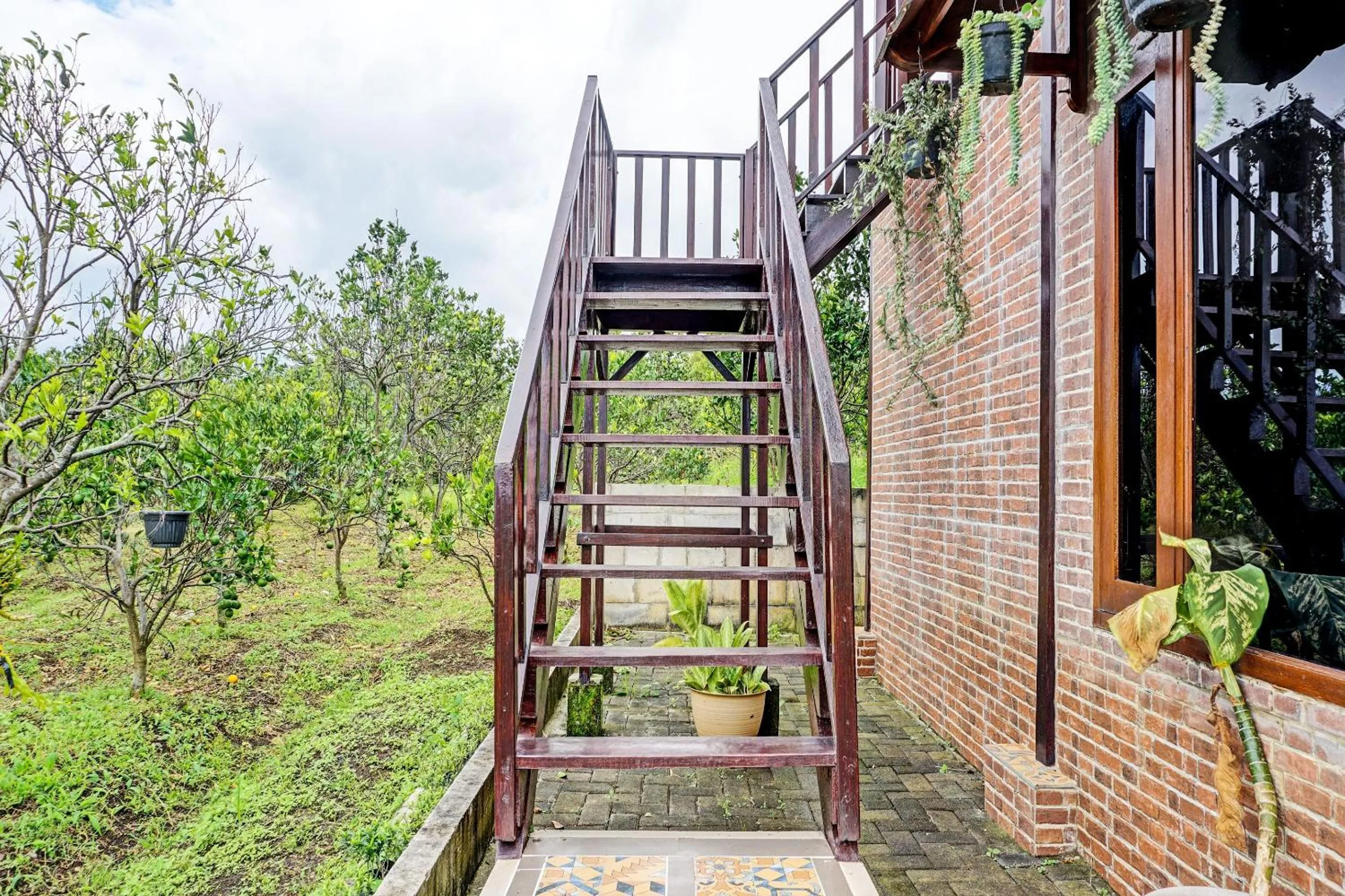Lobby or reception in OYO Life 92321 Abiyan Villa Homestay Syariah