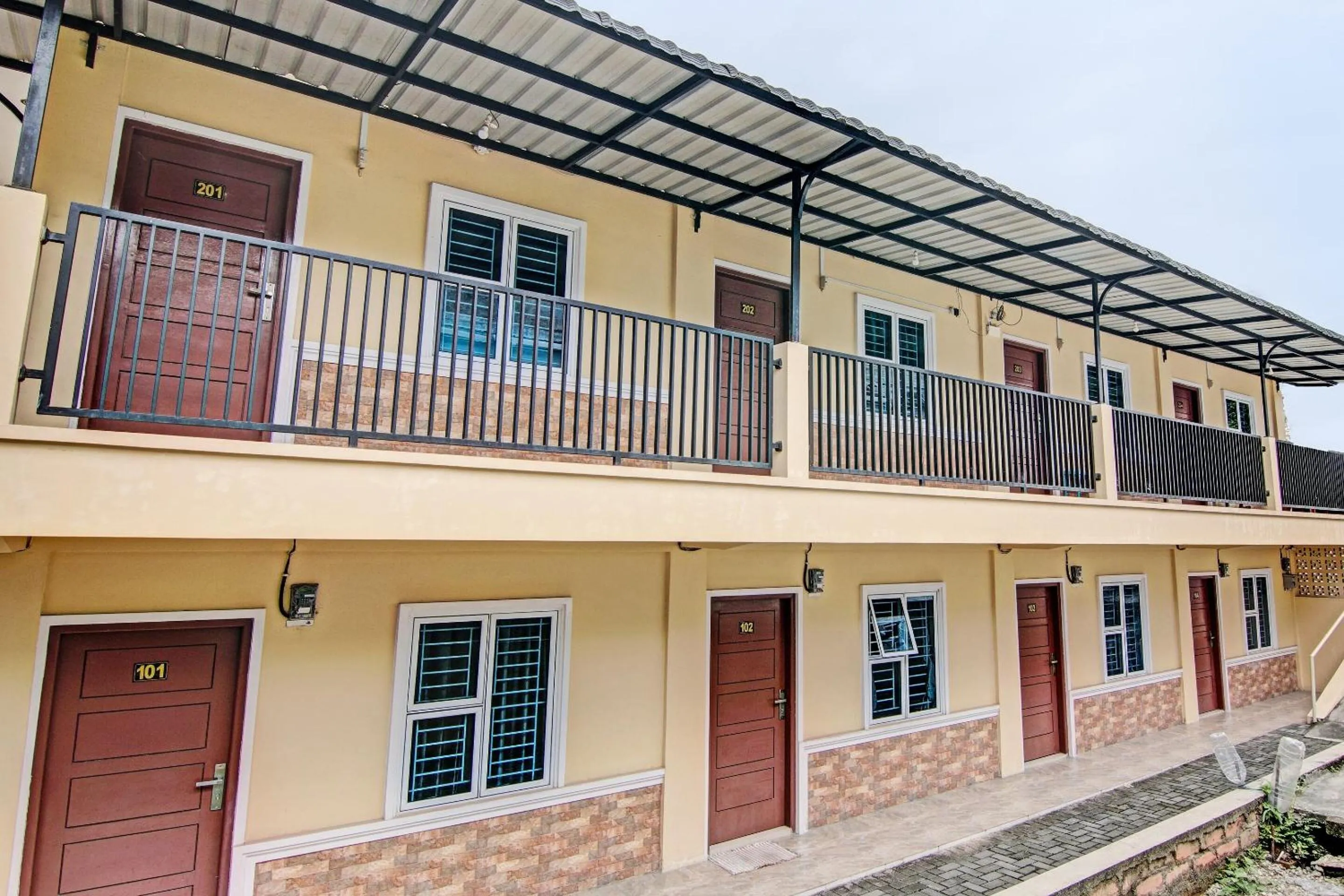 Facade/entrance in Hotel O Melati Residence Syariah