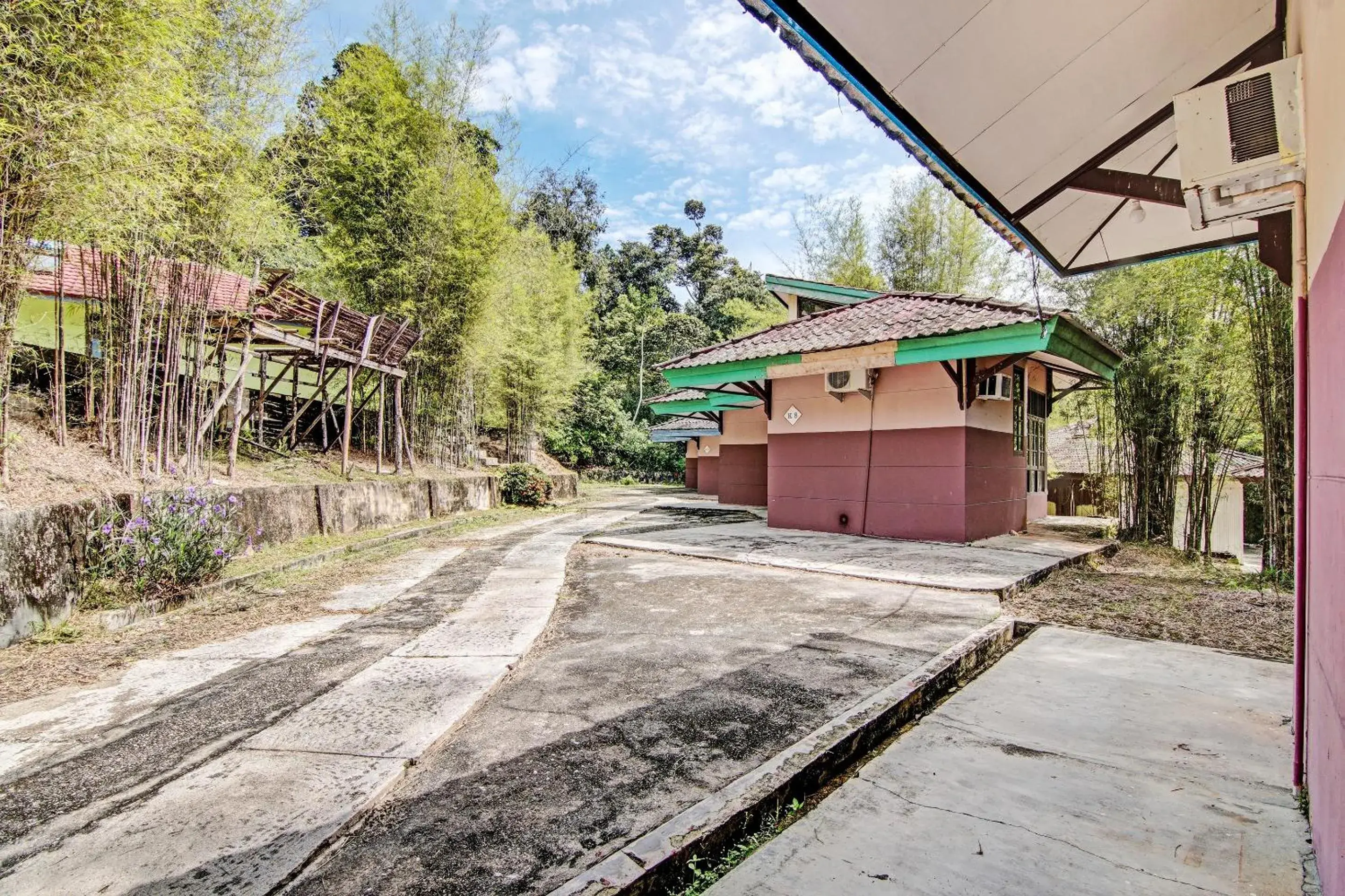 Lobby or reception in Hotel O Rindu Sempadan Cottage Near Taman Wisata Rindu Sempadan Lobby or reception in Hotel O Rindu Sempadan Cottage Near Taman Wisata Rindu Sempadan