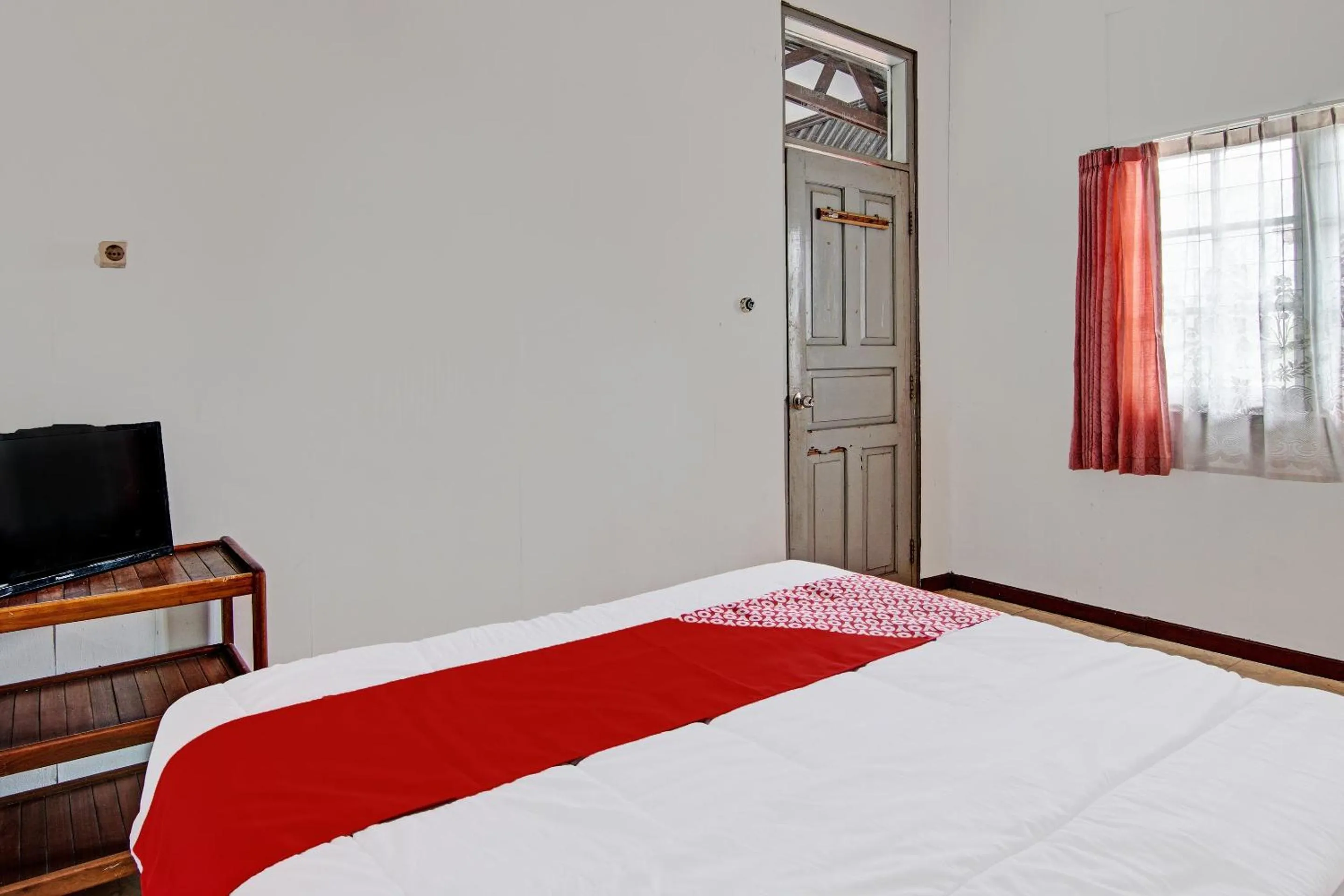 Bedroom, Bed in Hotel O Rindu Sempadan Cottage Near Taman Wisata Rindu Sempadan