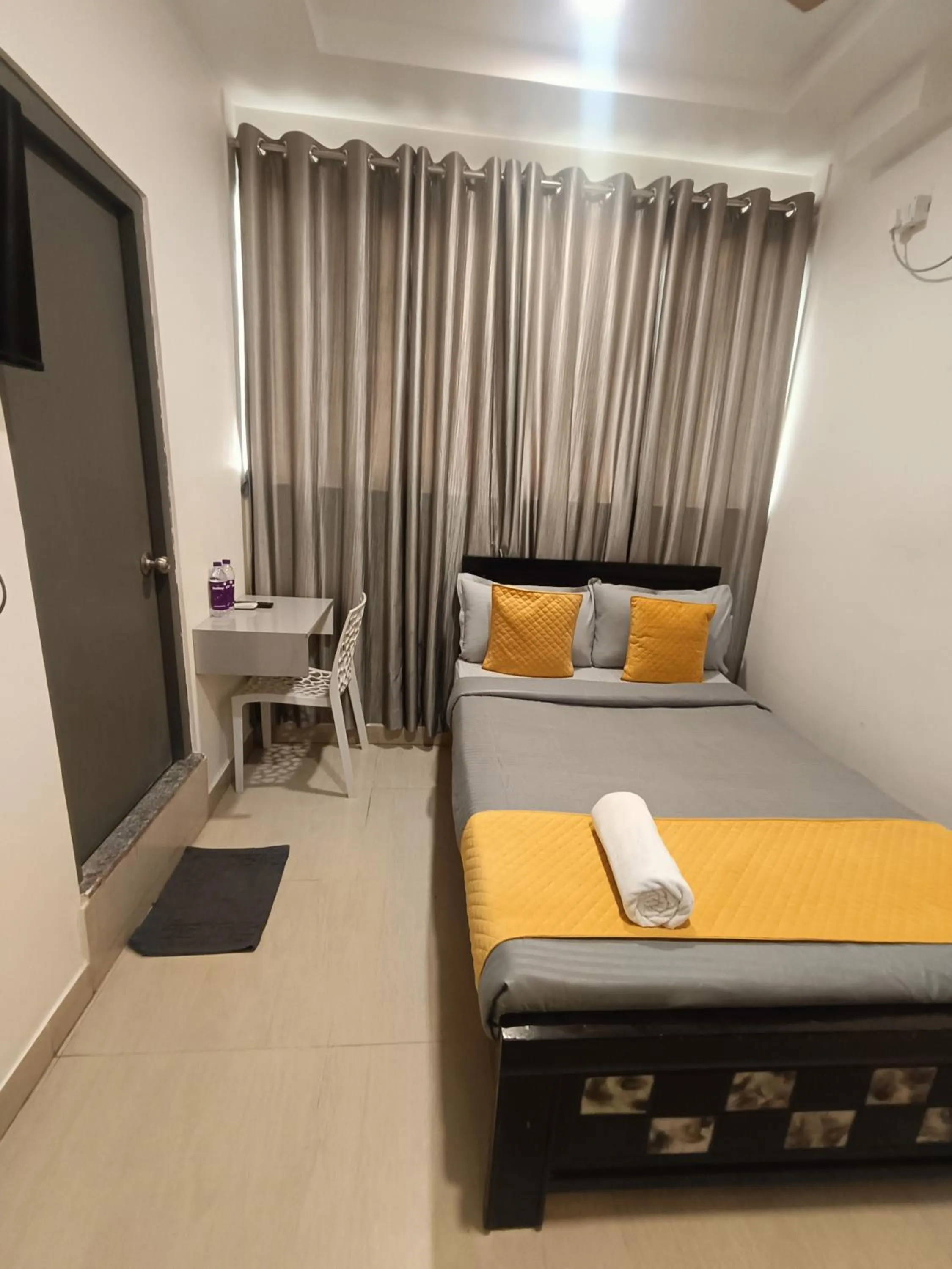 Bedroom, Bed in Yellow Bells Signature HITEC City