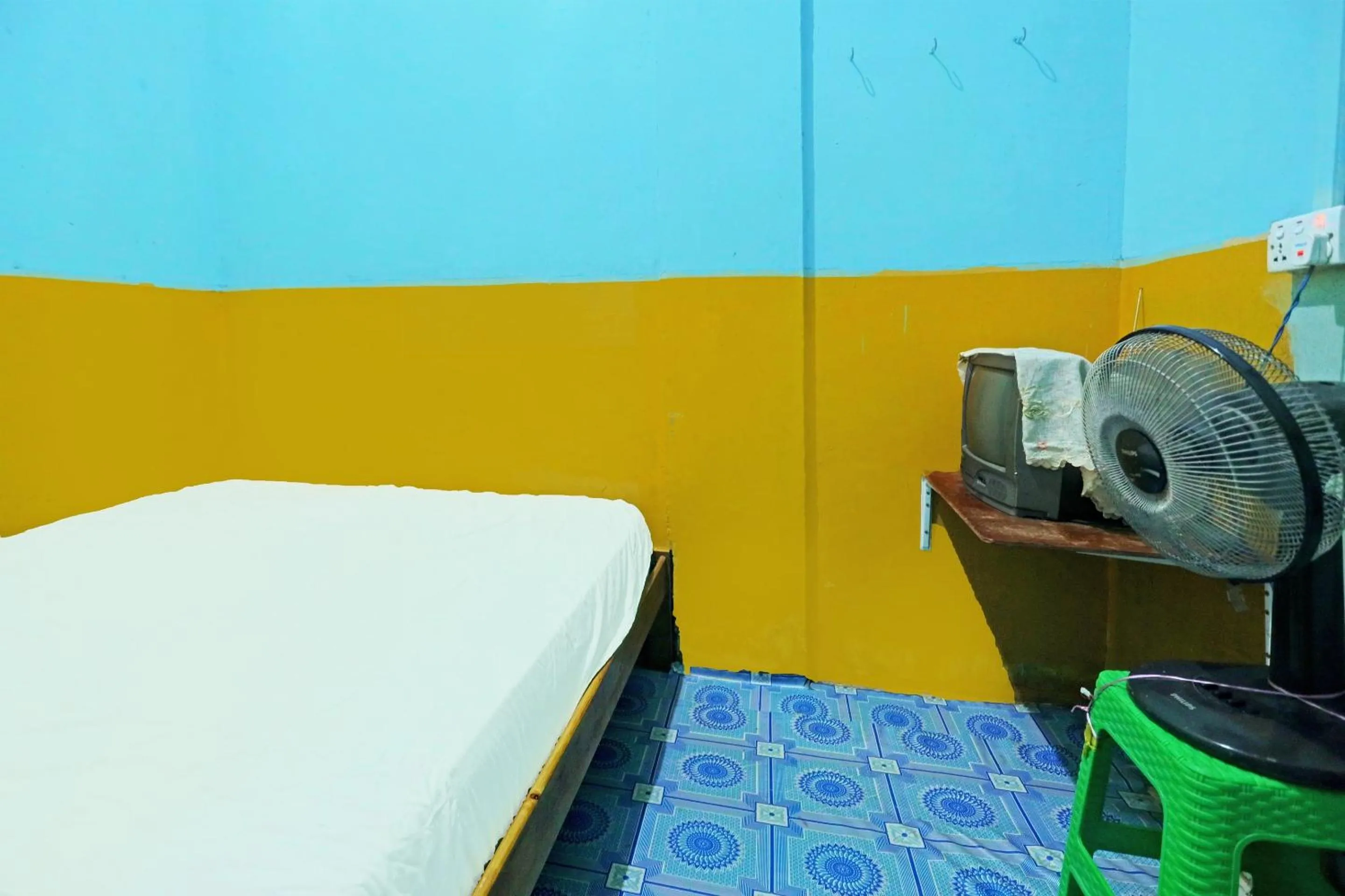 Bedroom, Bed in Hotel O Homestay Semarang Baru SyariahNearNagoya Hill Shopping Mall