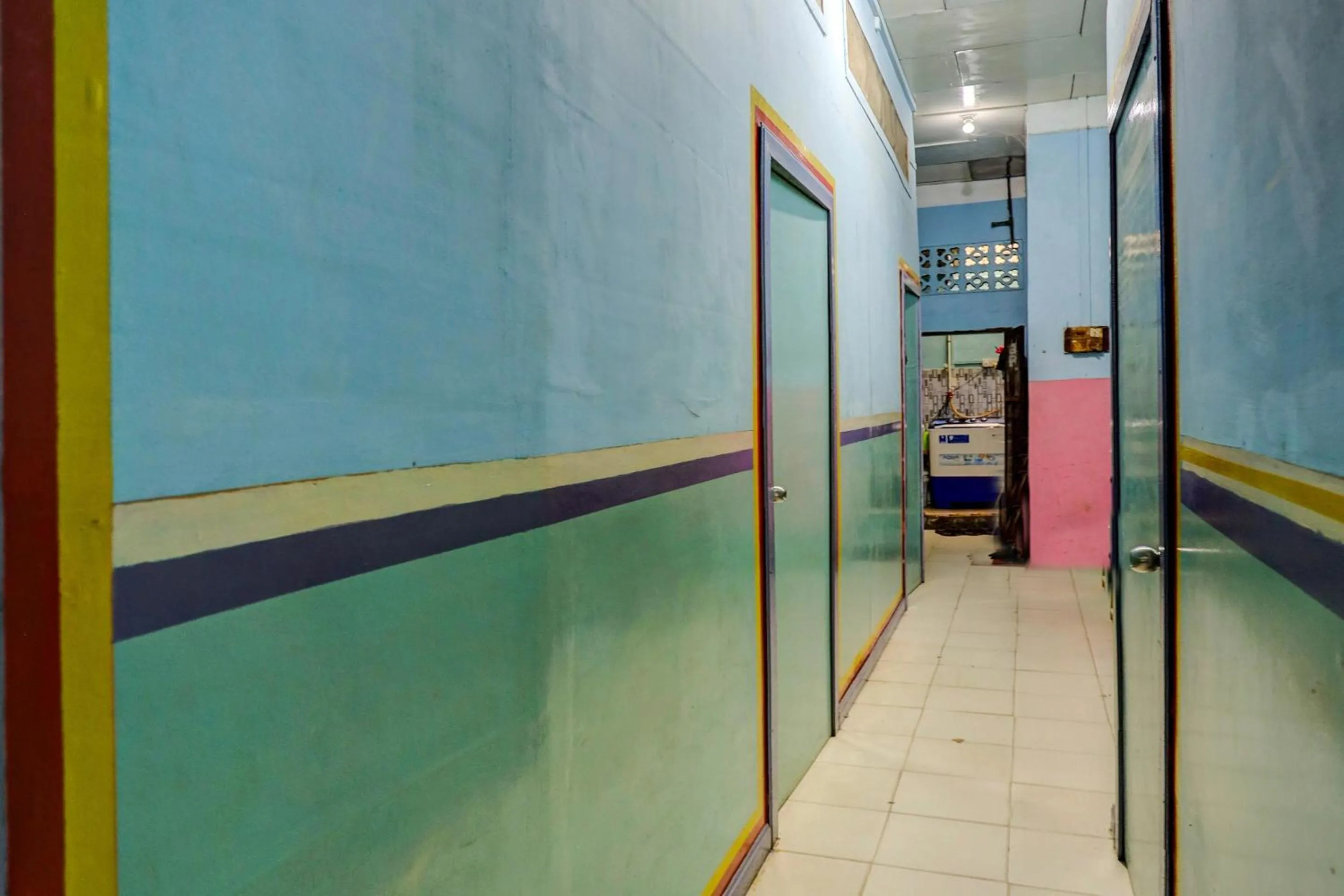 Lobby or reception in Hotel O Homestay Semarang Baru SyariahNearNagoya Hill Shopping Mall