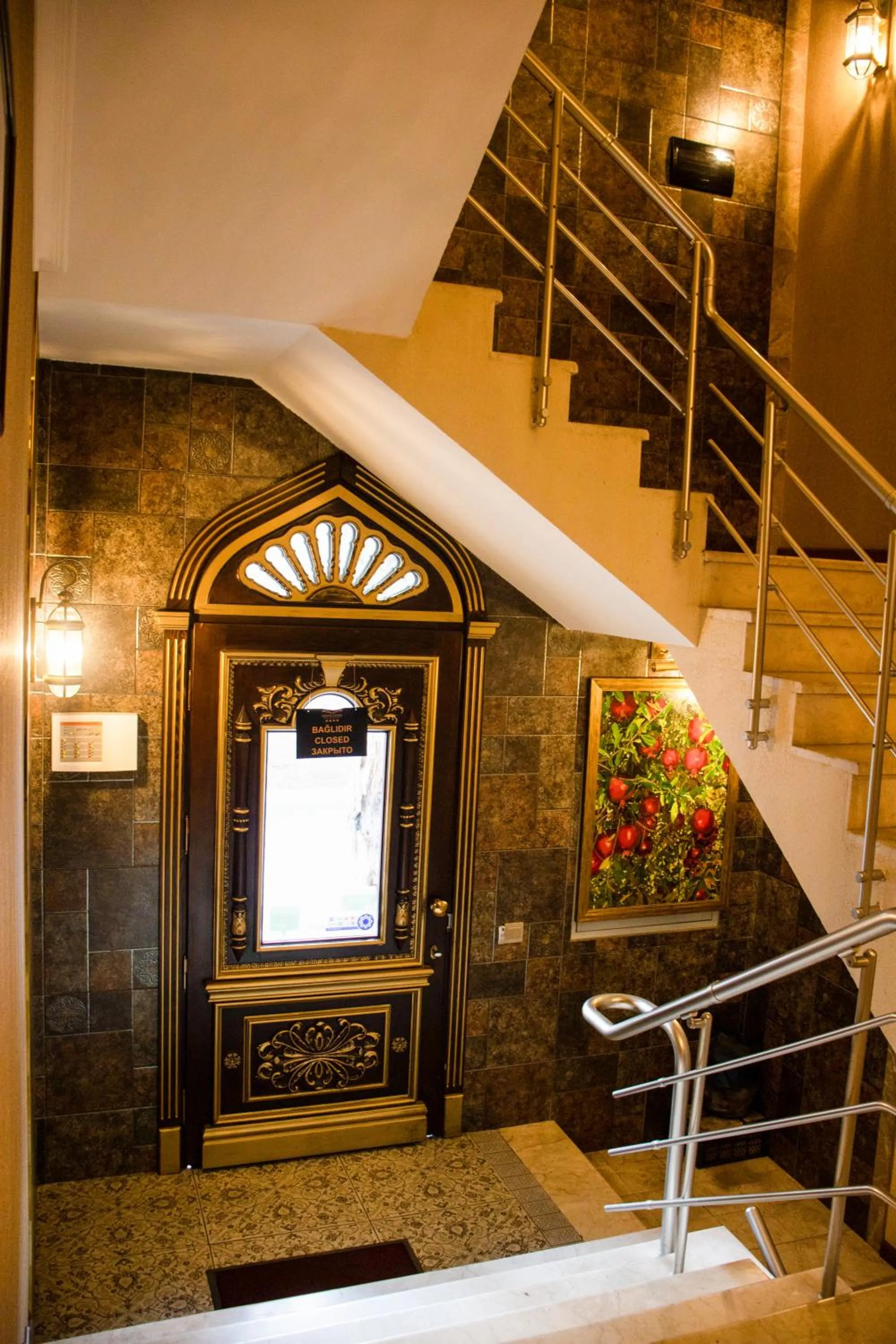 La Casa Old City Hotel