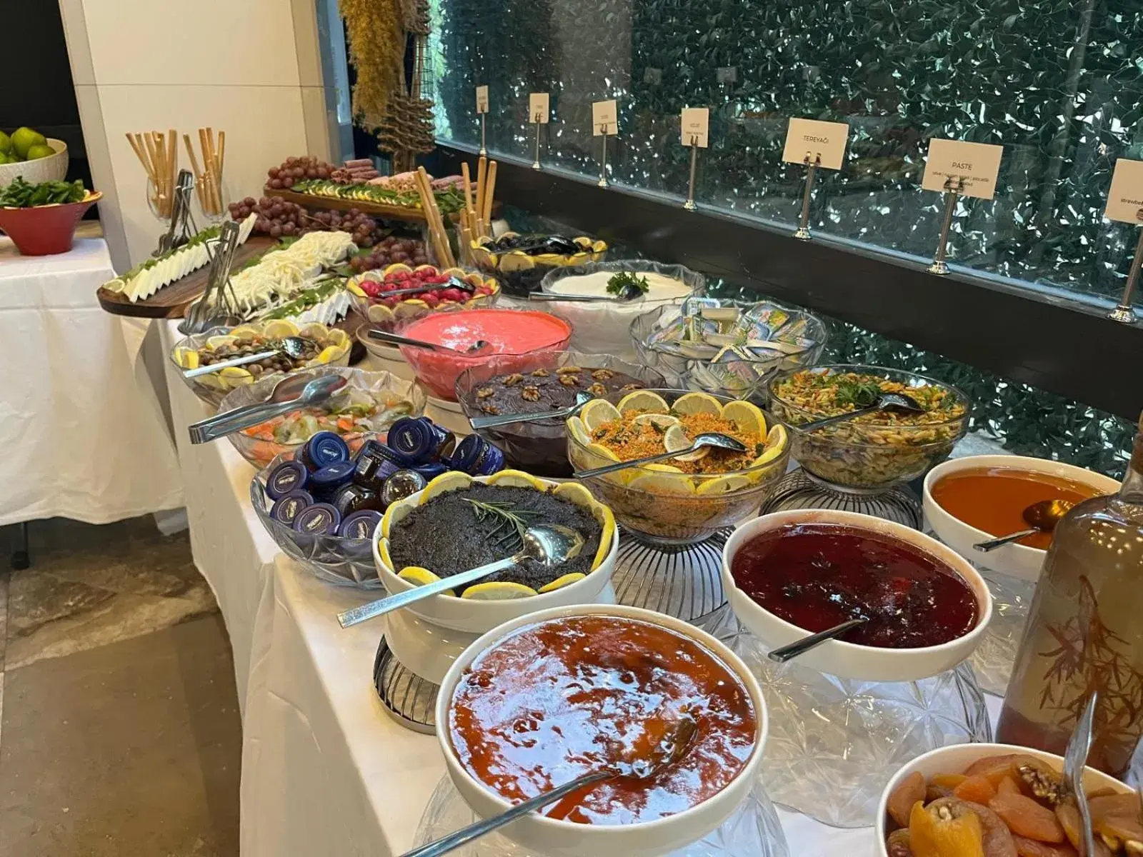 Restaurant/places to eat in Der Inn Lara Restaurant/places to eat in Der Inn Lara