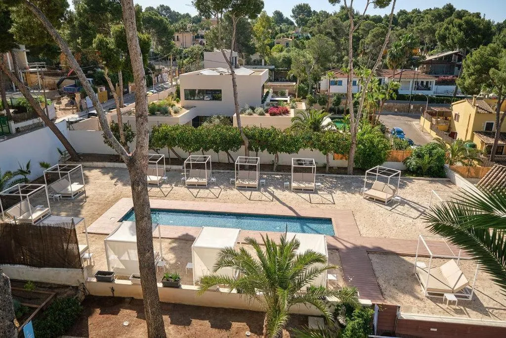 Swimming pool in Tacande Portals