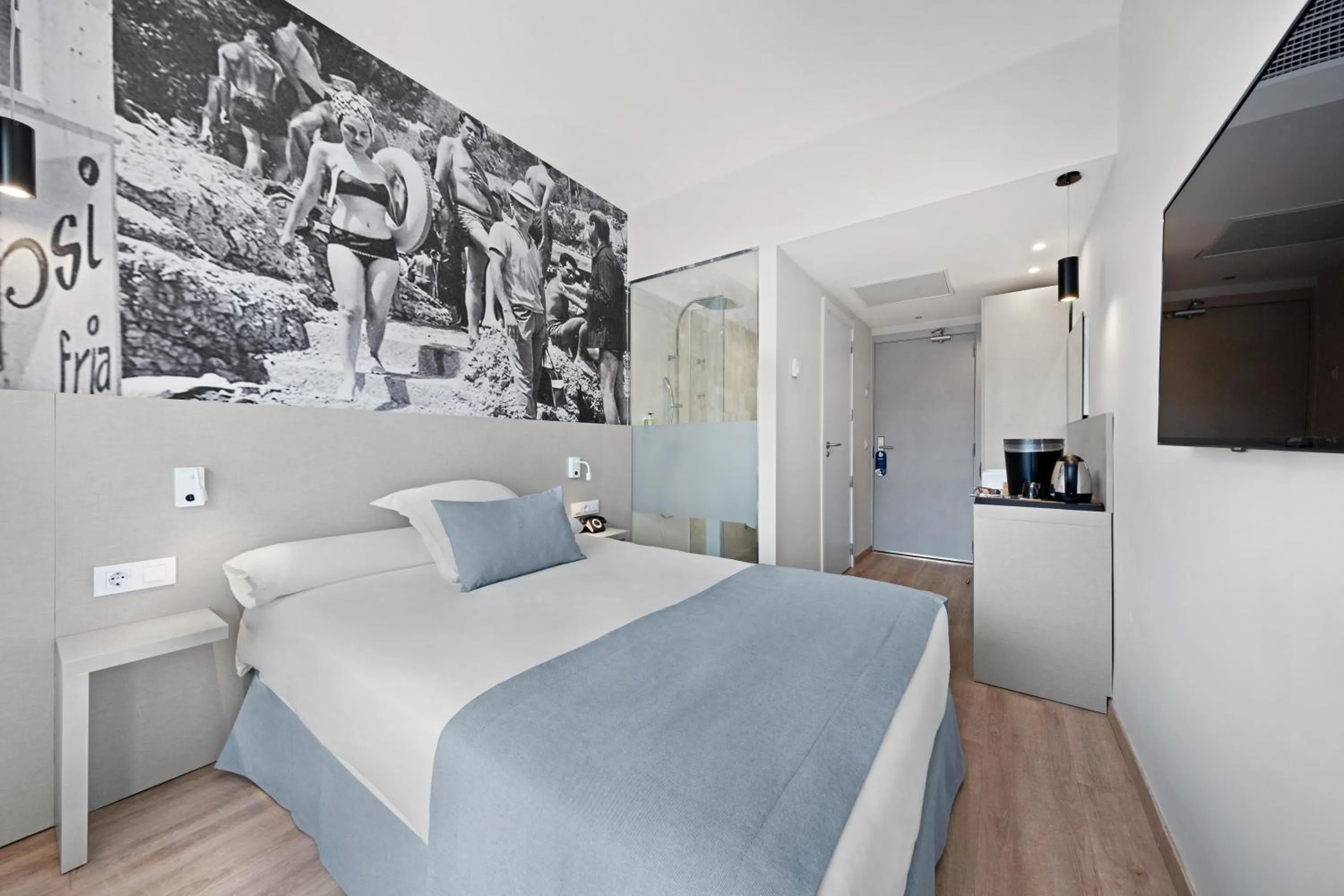 Photo of the whole room, Bed in Tacande Portals