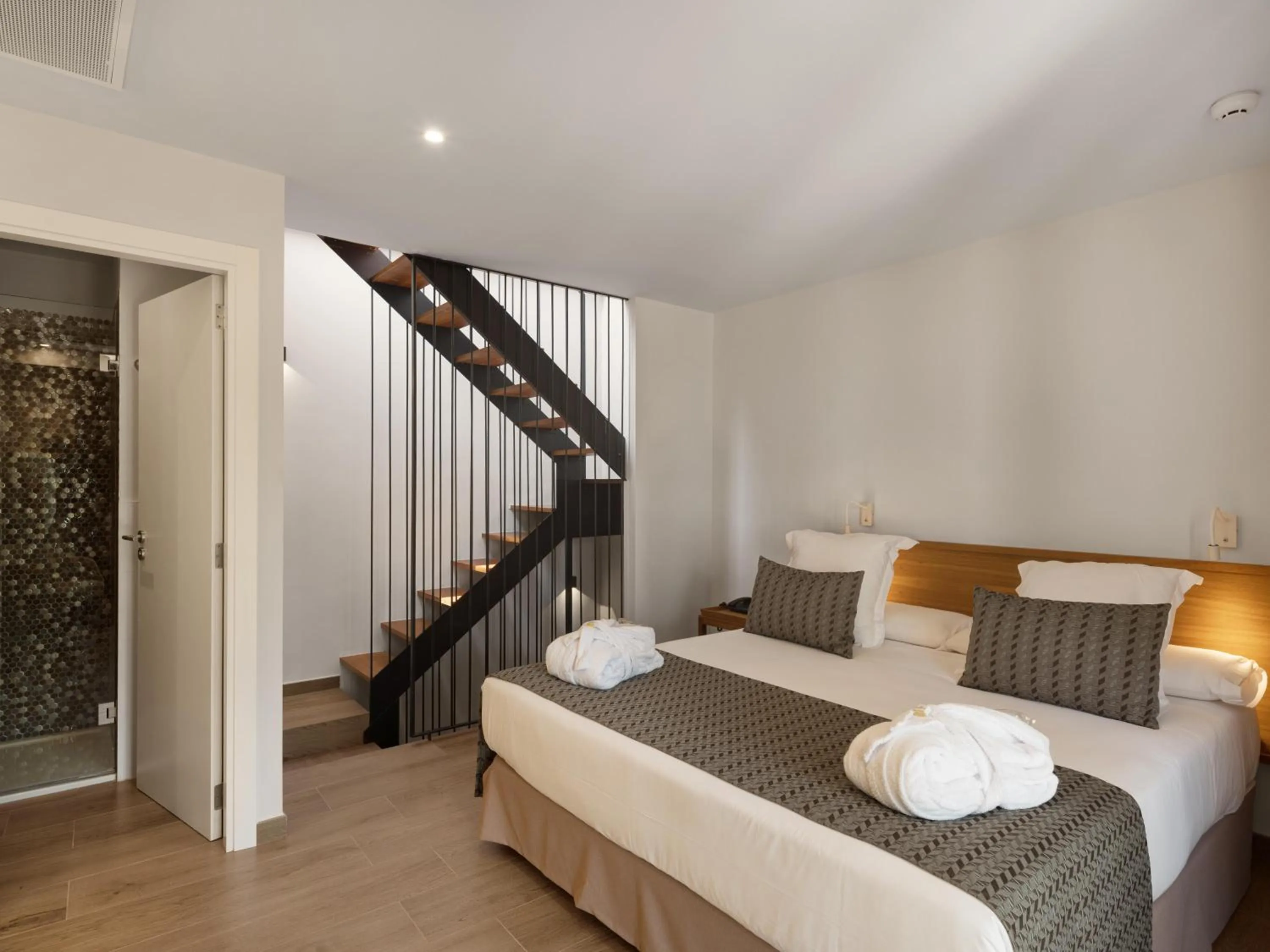 Photo of the whole room, Bed in Tacande Portals