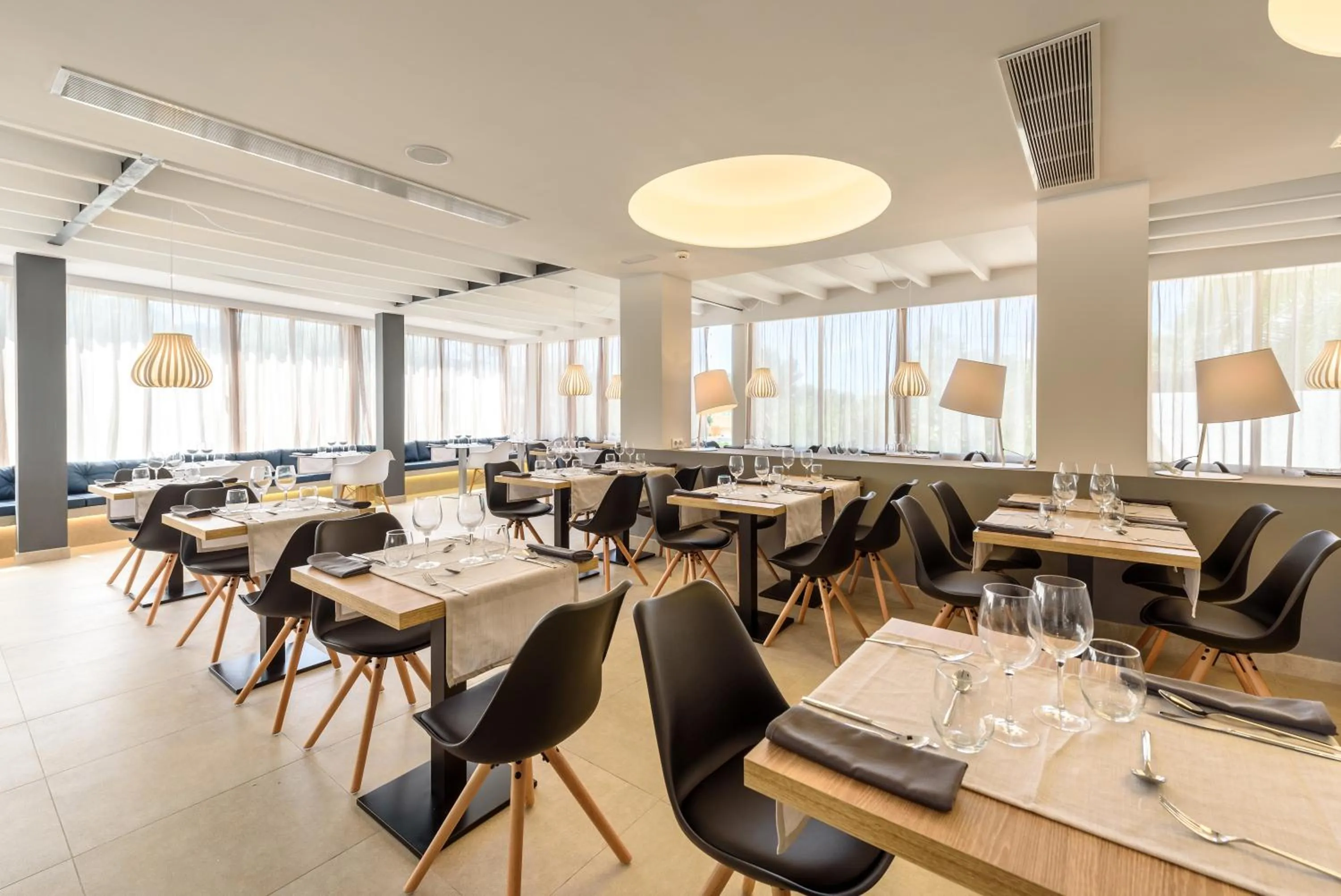 Restaurant/places to eat in Tacande Portals