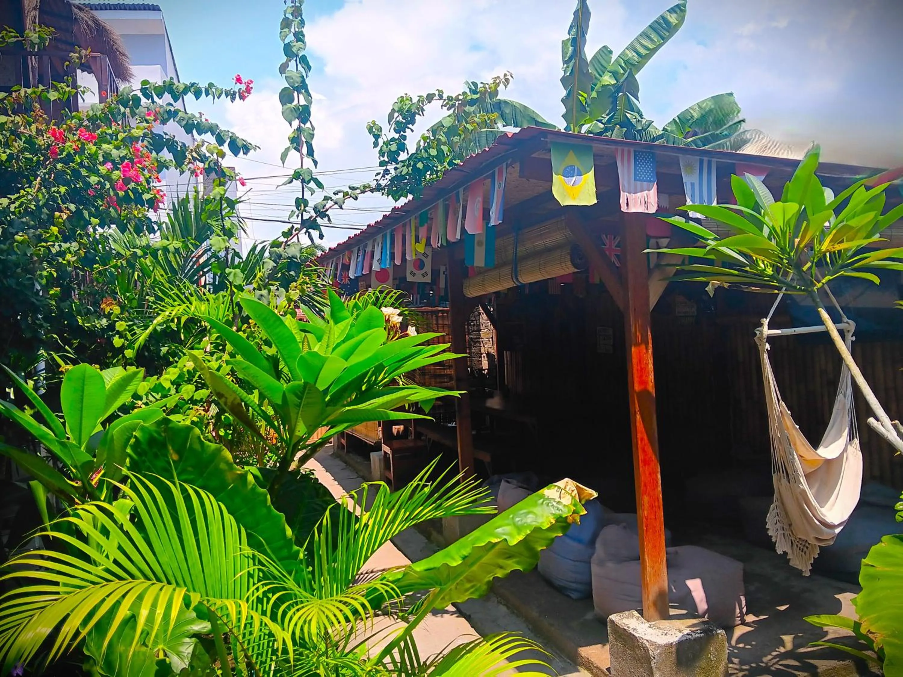 Communal lounge/ TV room in Good Vibes Bungalows