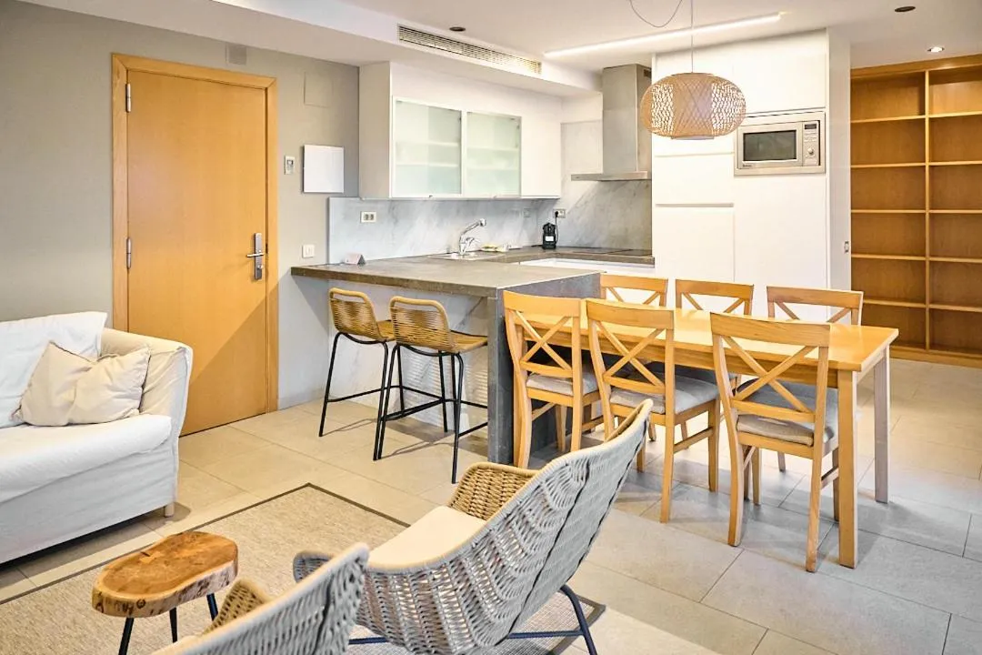 Kitchen or kitchenette in NM Suites by Escampa Hotels