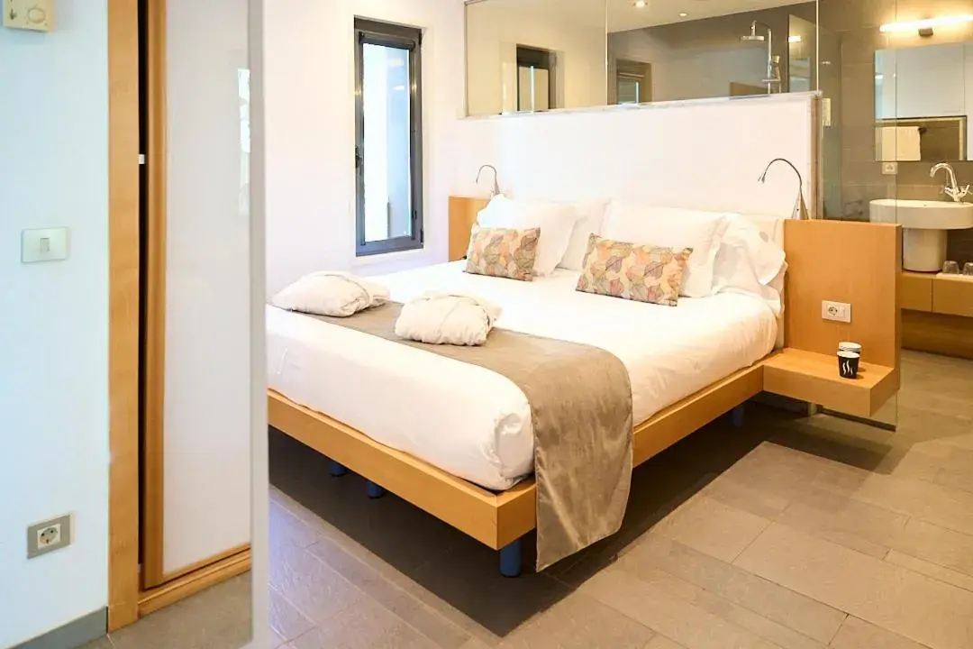 Suite with Private Swimming Pool in NM Suites by Escampa Hotels Suite with Private Swimming Pool in NM Suites by Escampa Hotels