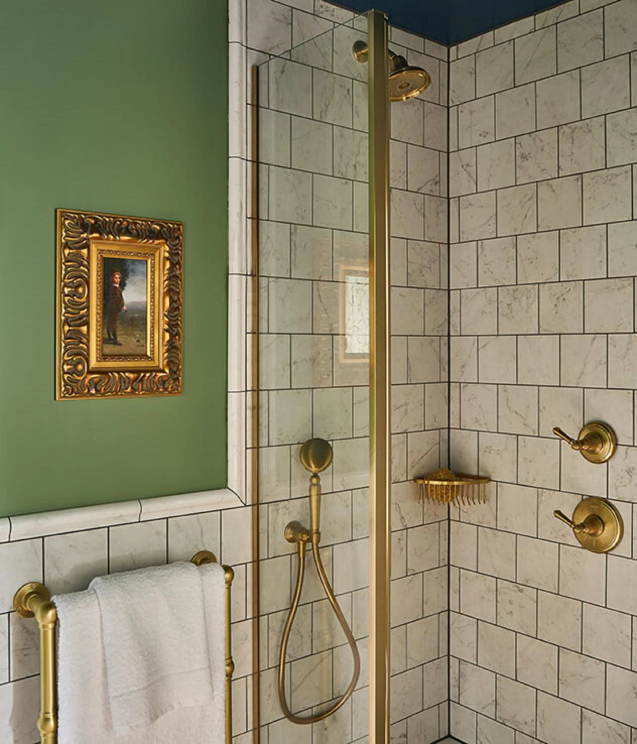 Shower in Dornoch Station