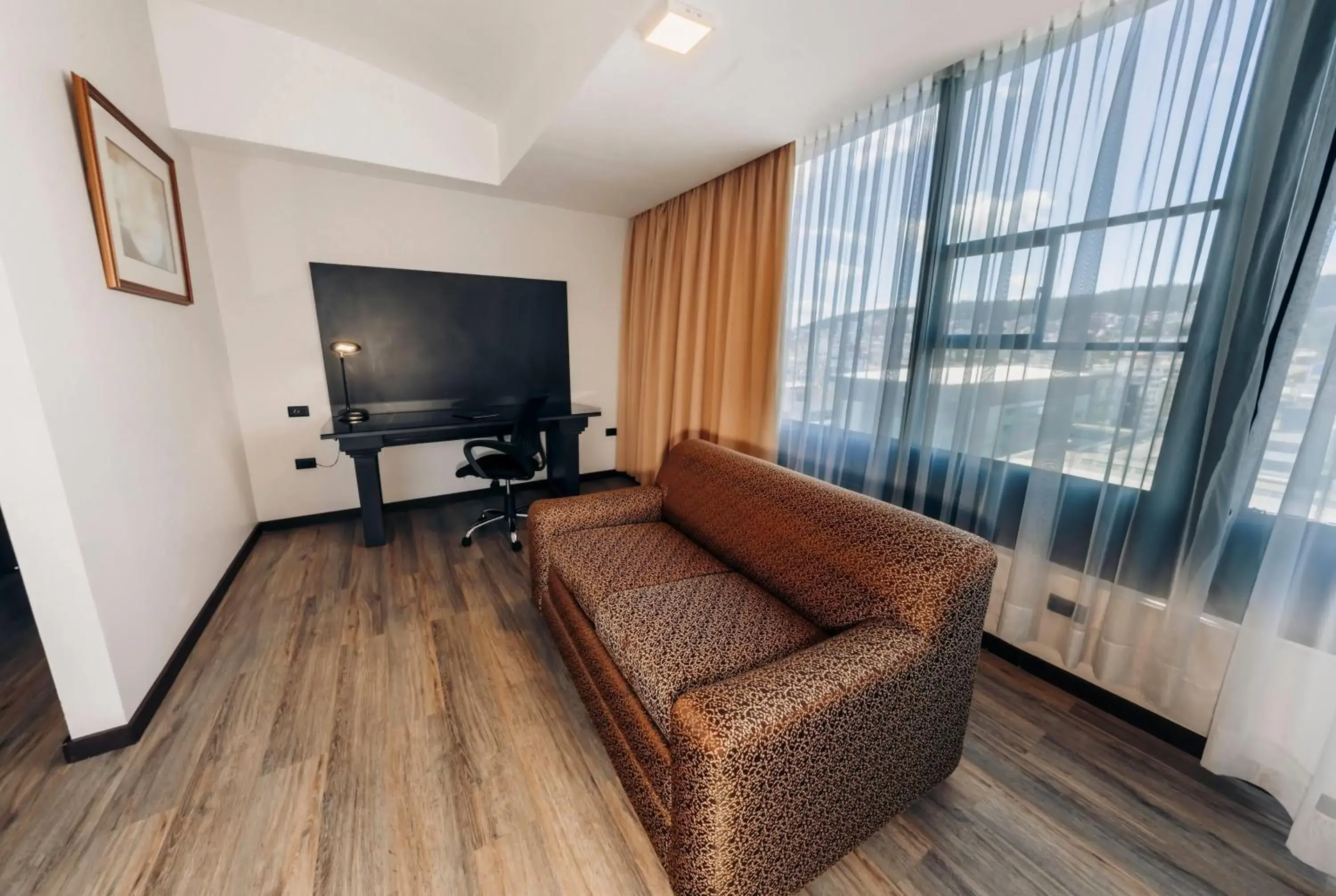 Double Room with Two Double Beds - Non-Smoking in La Quinta by Wyndham Quito Double Room with Two Double Beds - Non-Smoking in La Quinta by Wyndham Quito