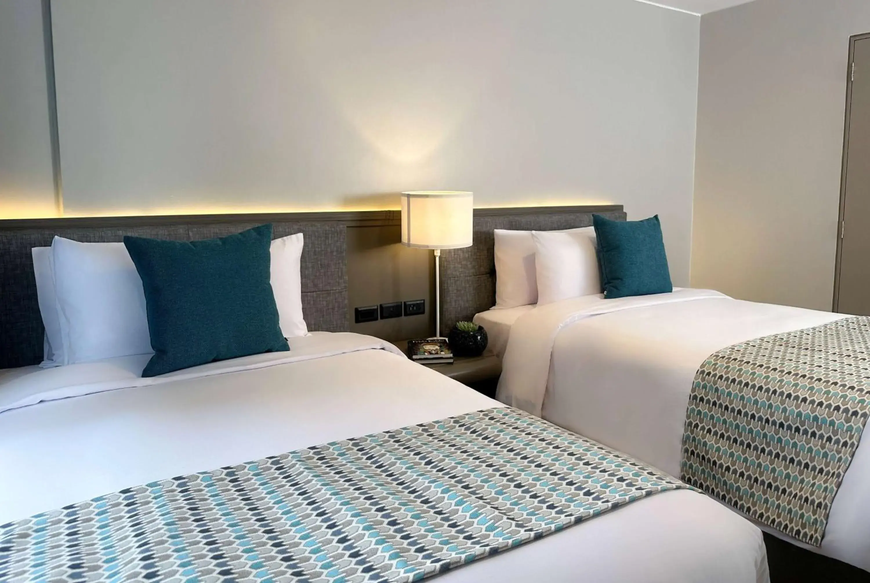 Business Room with Two Double Beds - Non-Smoking in La Quinta by Wyndham Quito Business Room with Two Double Beds - Non-Smoking in La Quinta by Wyndham Quito