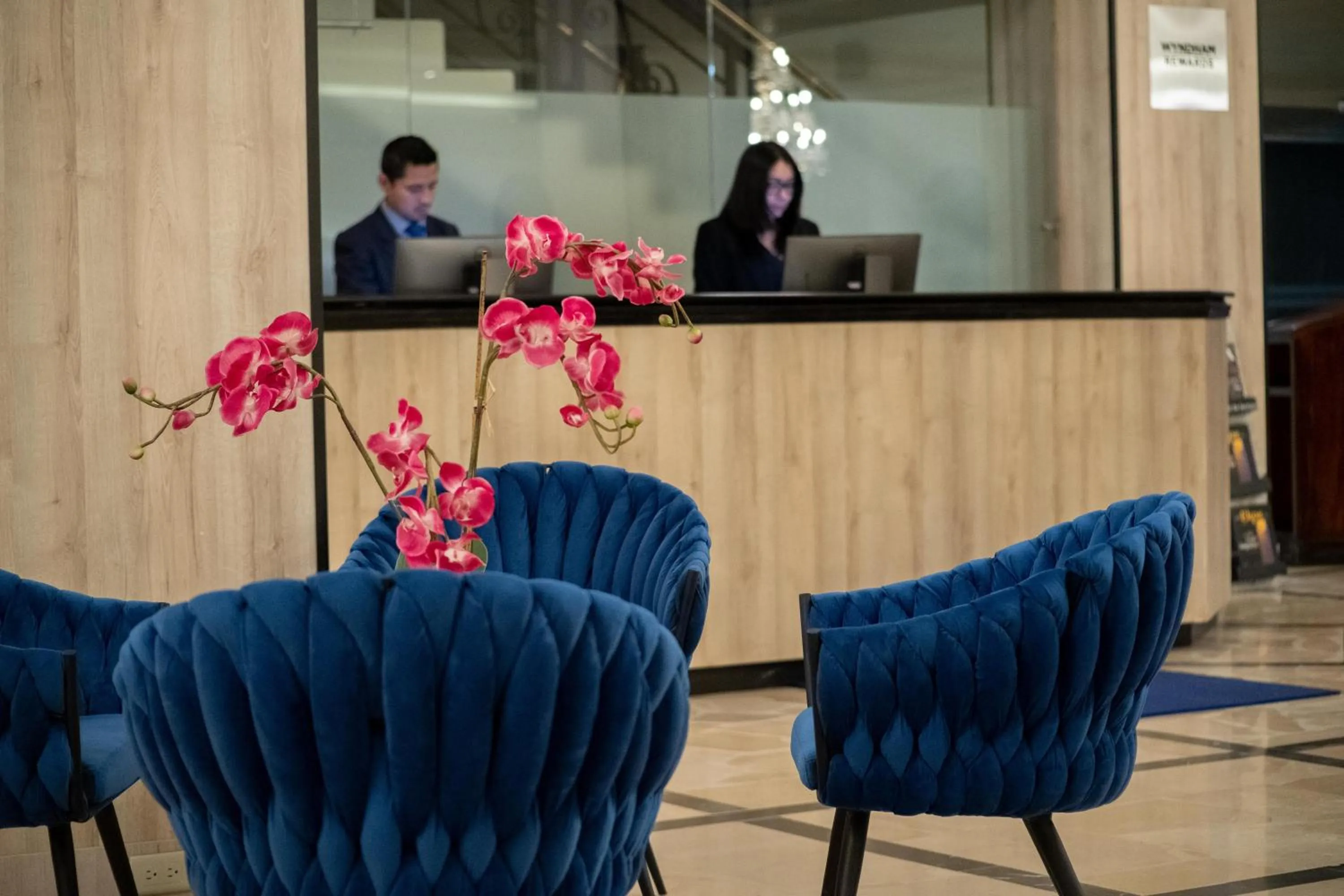 Lobby or reception in La Quinta by Wyndham Quito