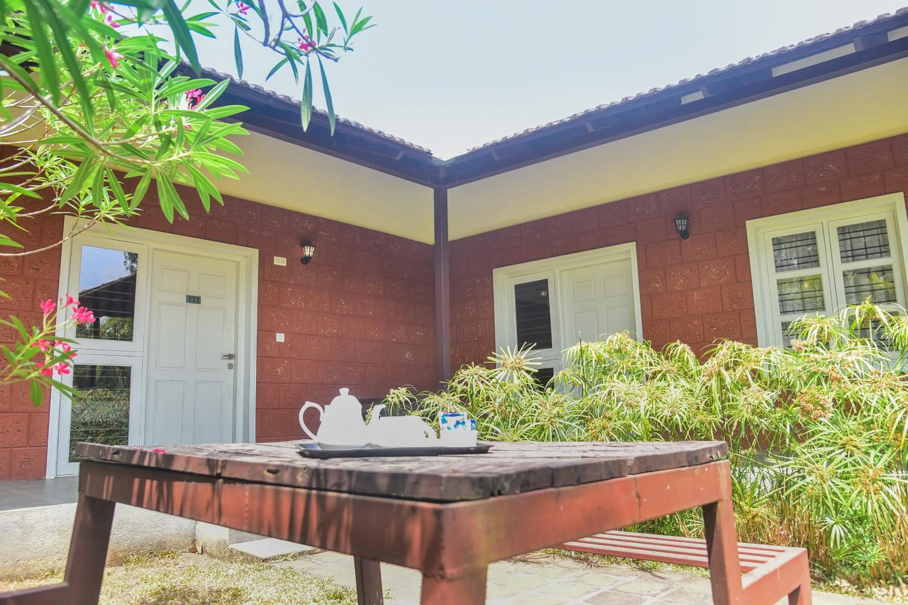 Property building in Clover Holiday Village