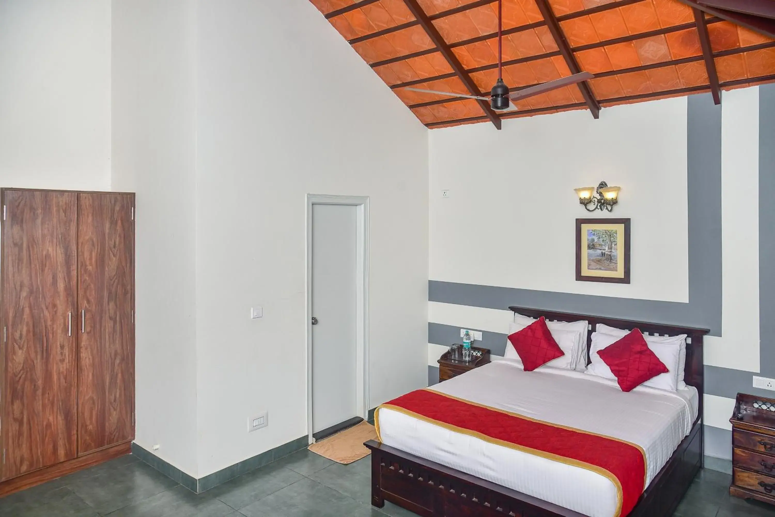 Property building, Bed in Clover Holiday Village Property building, Bed in Clover Holiday Village