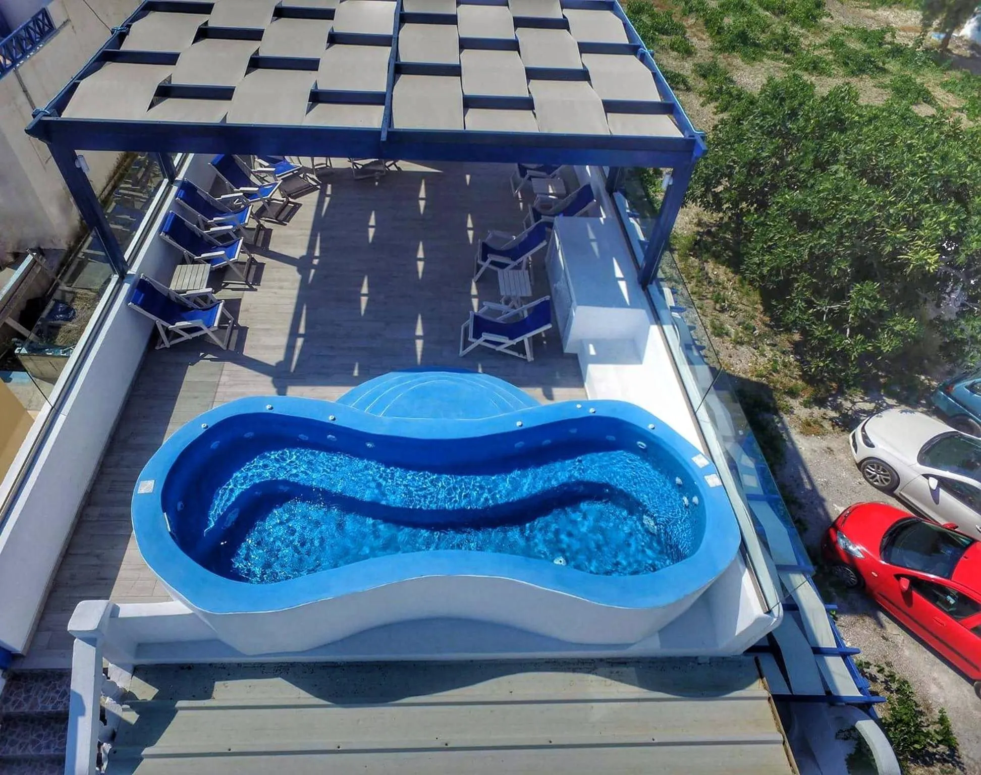 Day in Honeymoon Beach Studios