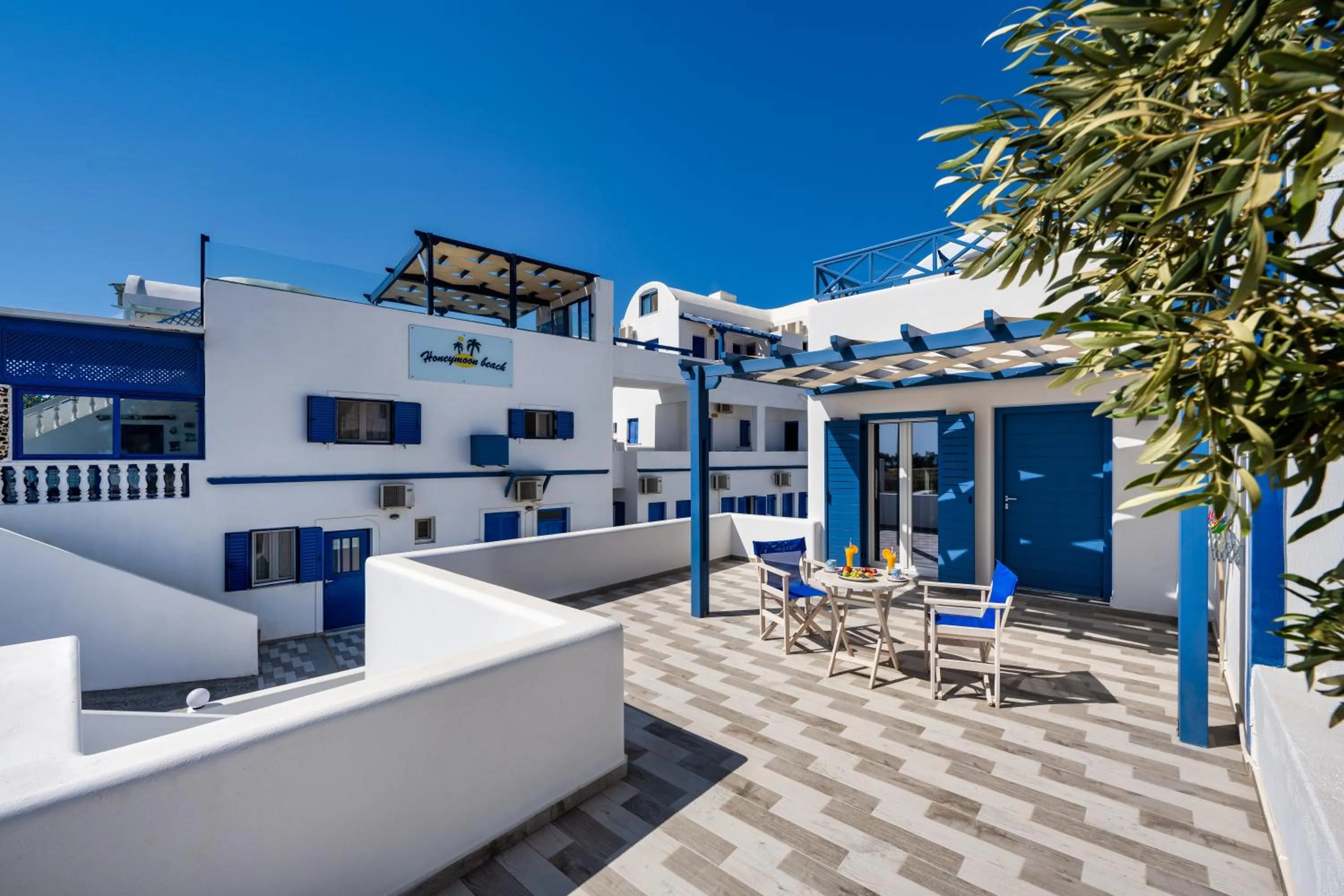 Balcony/Terrace in Honeymoon Beach Studios