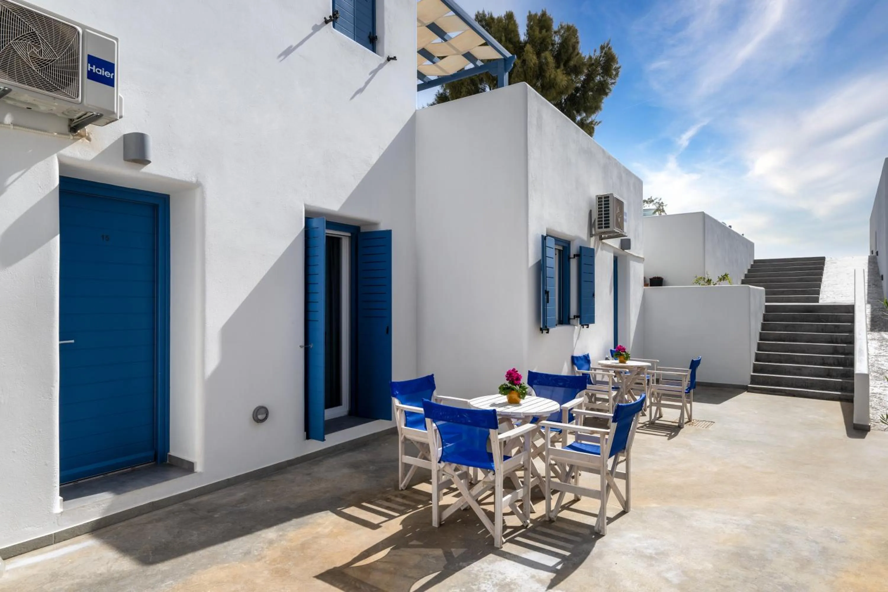 Bathroom in Honeymoon Beach Studios