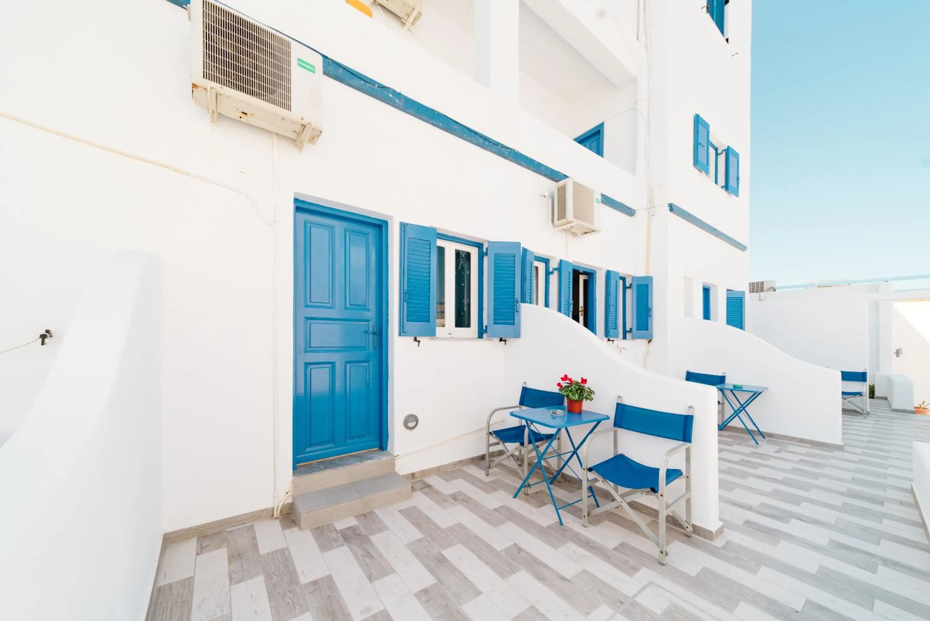 Patio in Honeymoon Beach Studios