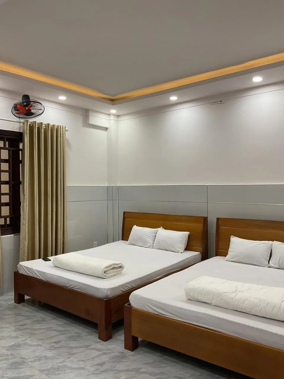 Bedroom, Bed in Hoàng Linh Hotel
