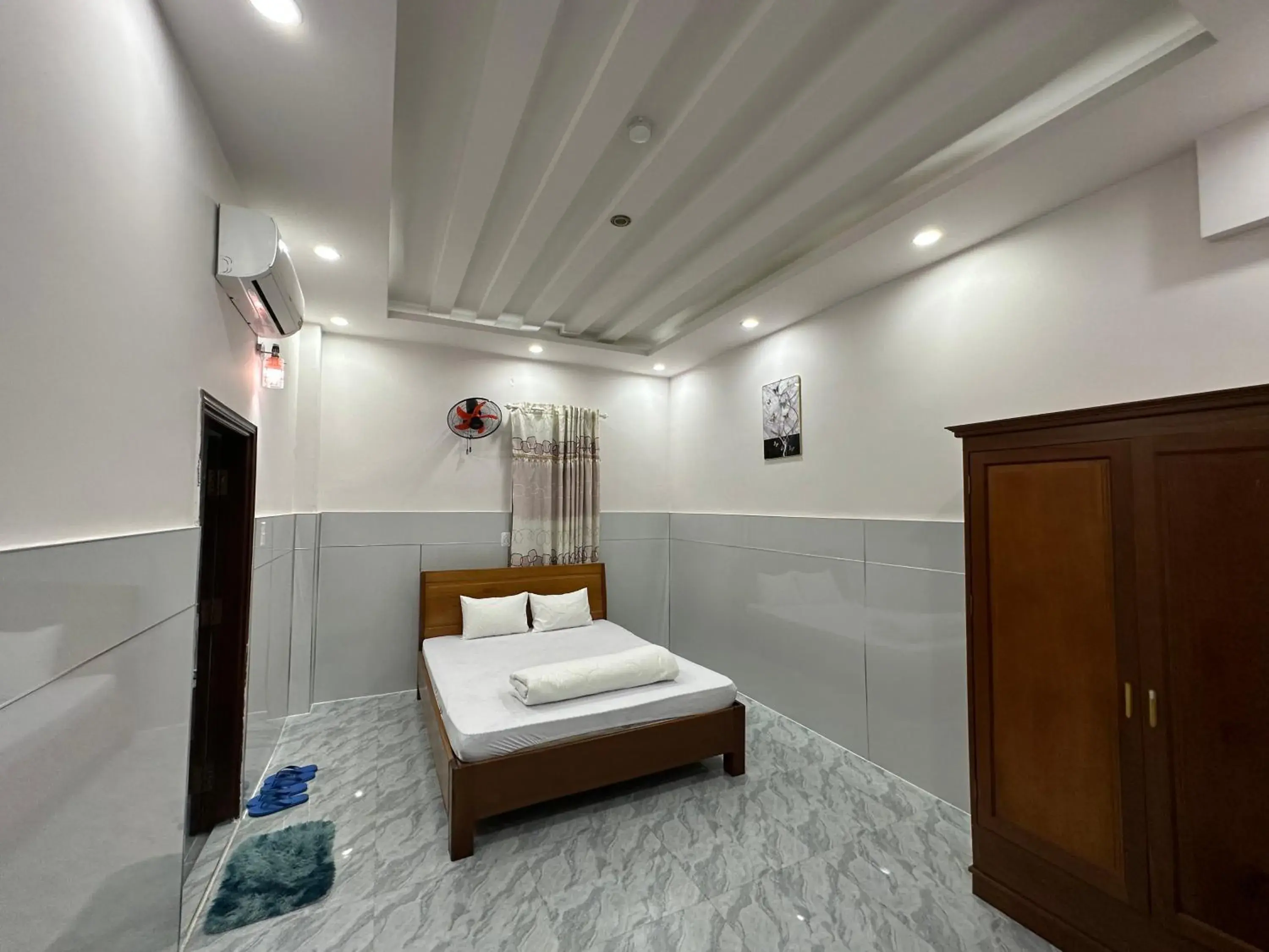 Bedroom, Bed in Hoàng Linh Hotel Bedroom, Bed in Hoàng Linh Hotel