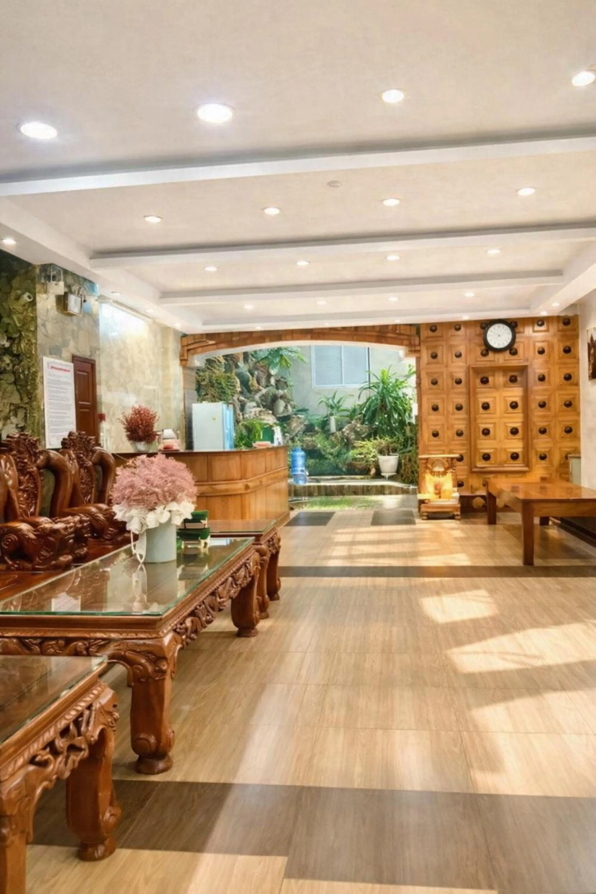 Lobby or reception in Hoàng Linh Hotel