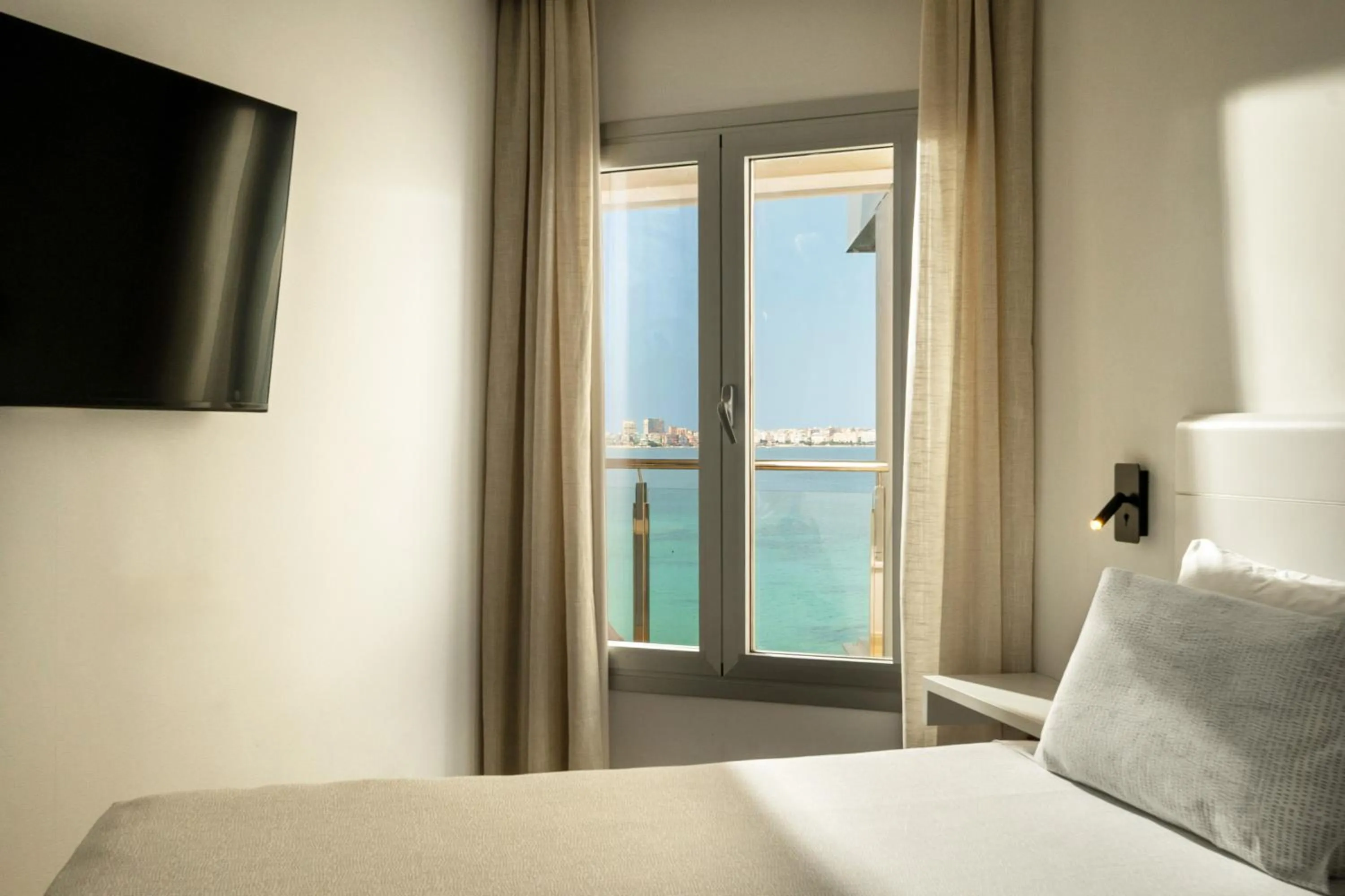 Bed in INNSiDE by Meliá Alicante Porta Maris